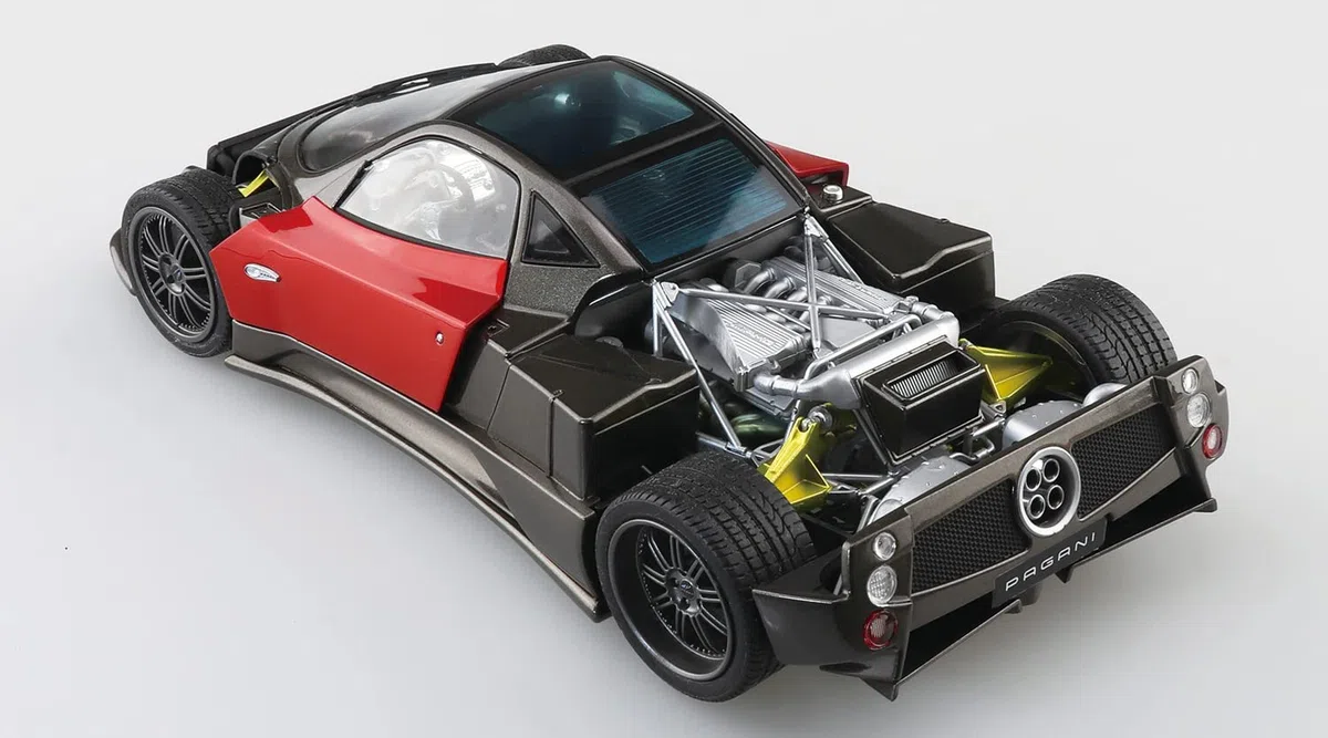 Aoshima - pagani zonda f 2005
