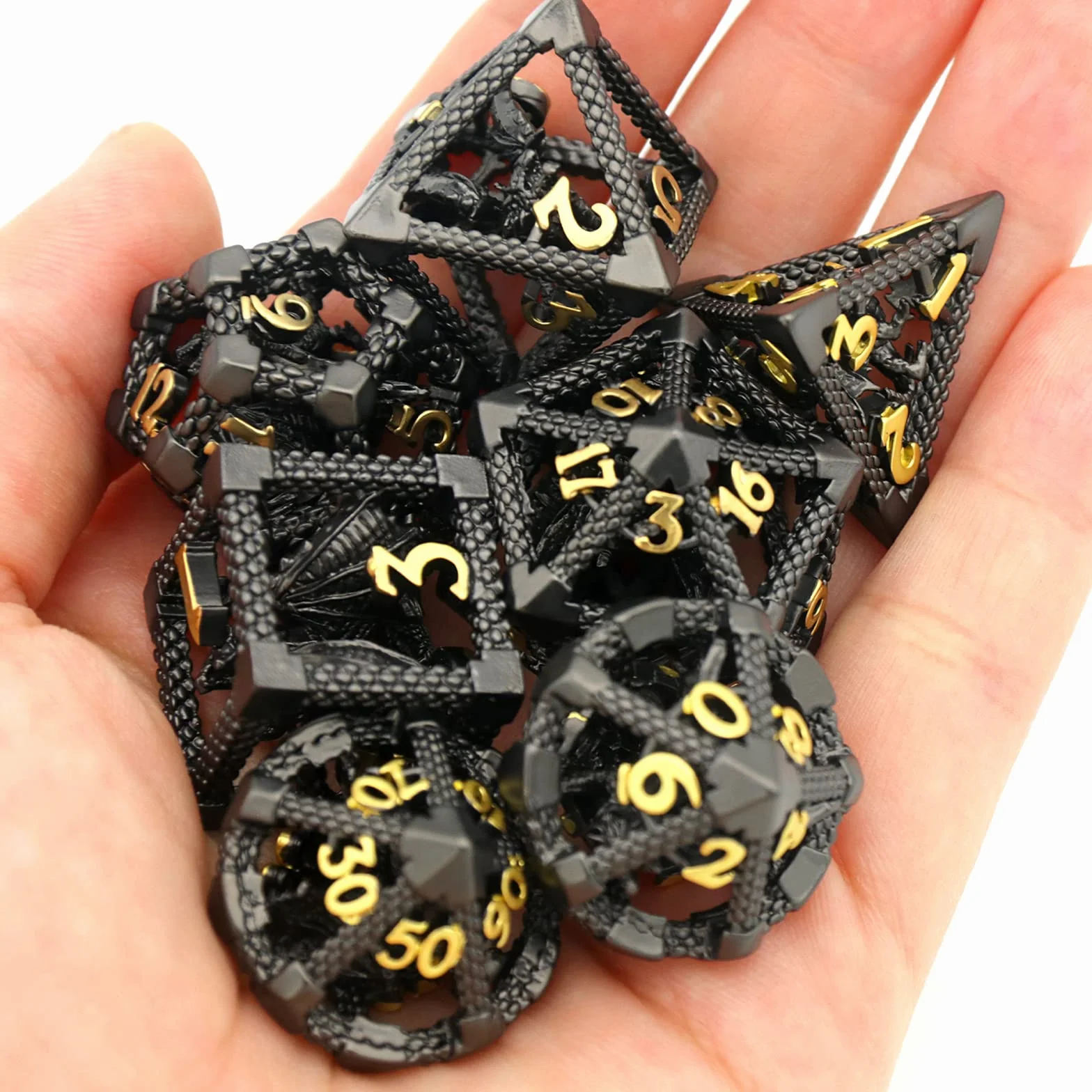 Set di Dadi Poliedrici in Metallo HNCCESG – 7 Pezzi per Giochi di Ruolo e da Tavolo (Design 3D Drago Cavo, Nero)