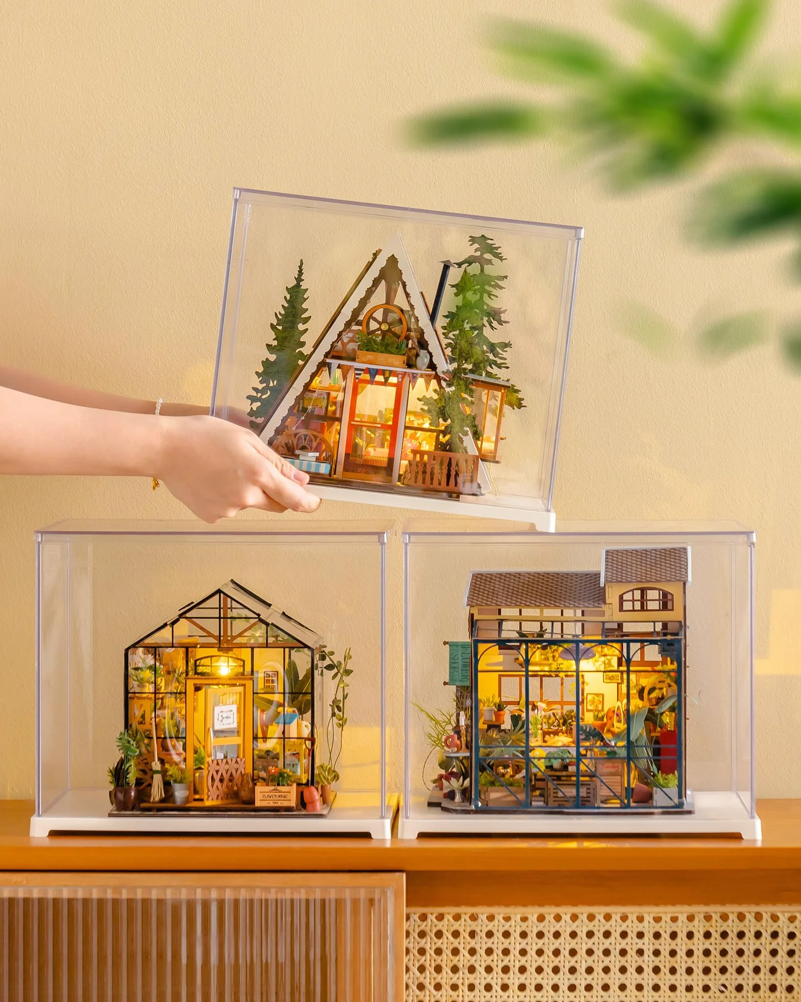 Rolife Casa delle Bambole Cabina A-Frame Modello in Legno Casa in Miniatura della Guarigione Naturale Foresta Fiabesca Decorazione per la Casa Regalo Creativo per Adulti