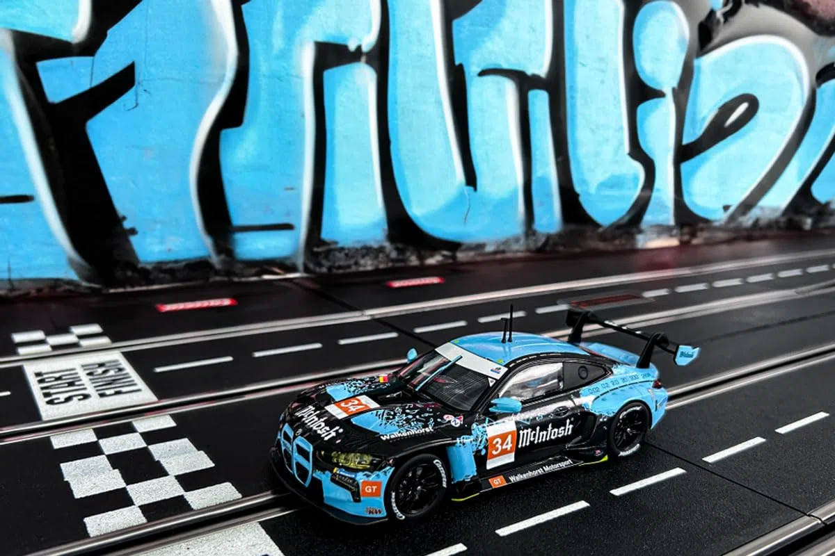 Carrera DIGITAL 132 32013 BMW M4 GT3 "Walkenhorst Motorsport, No.34" 24h LM