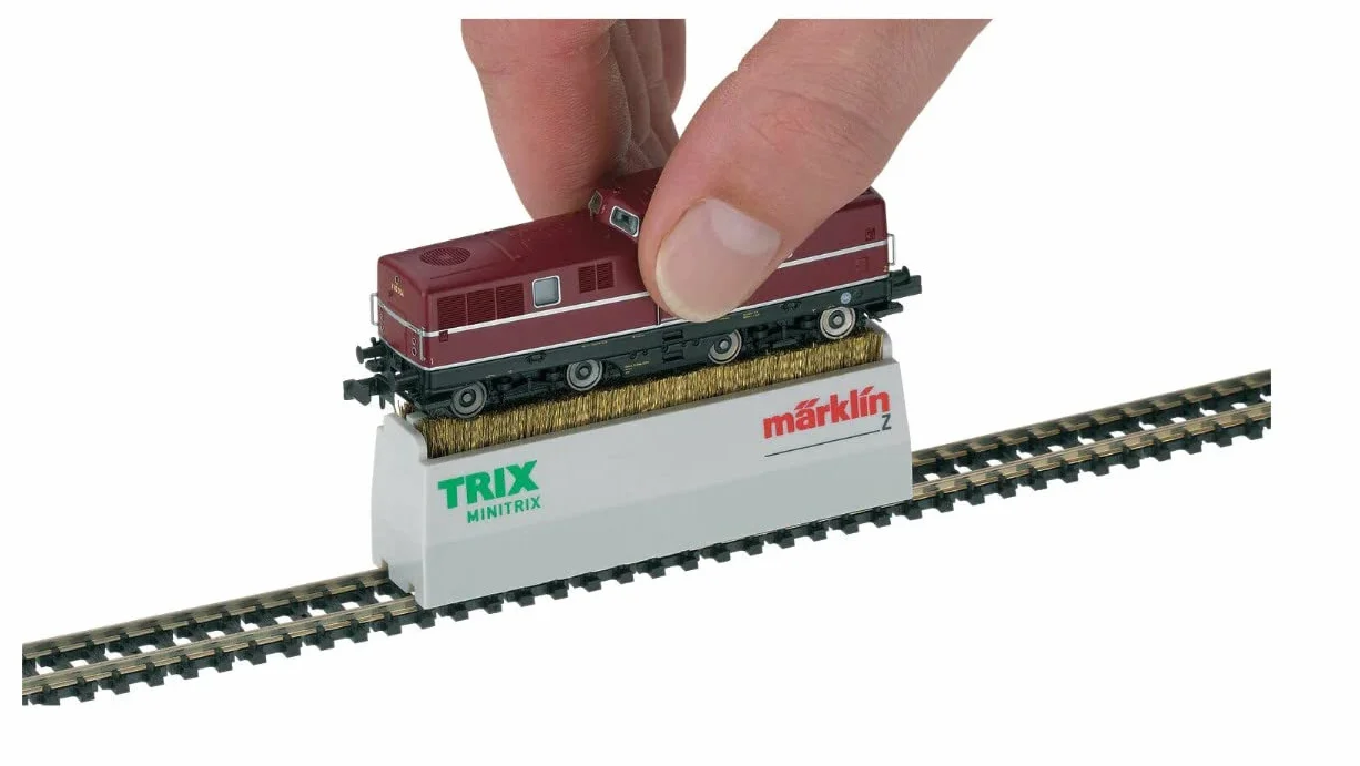 Scala N e Z 1:160 1:220 detergente per locomotive DC ogni marca e set di cacciaviti precisione 11 unità (66623-minitrix-set11)