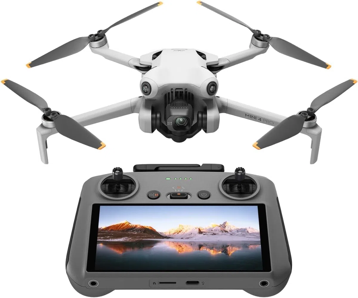 DJI Mini 4 Pro (con DJI RC 2), mini drone pieghevole per adulti con fotocamera in 4K, meno di 249 g, autonomia di volo di 34 min, trasmissione video di 20 km, rilevamento ostacoli omnidirezionale, C0