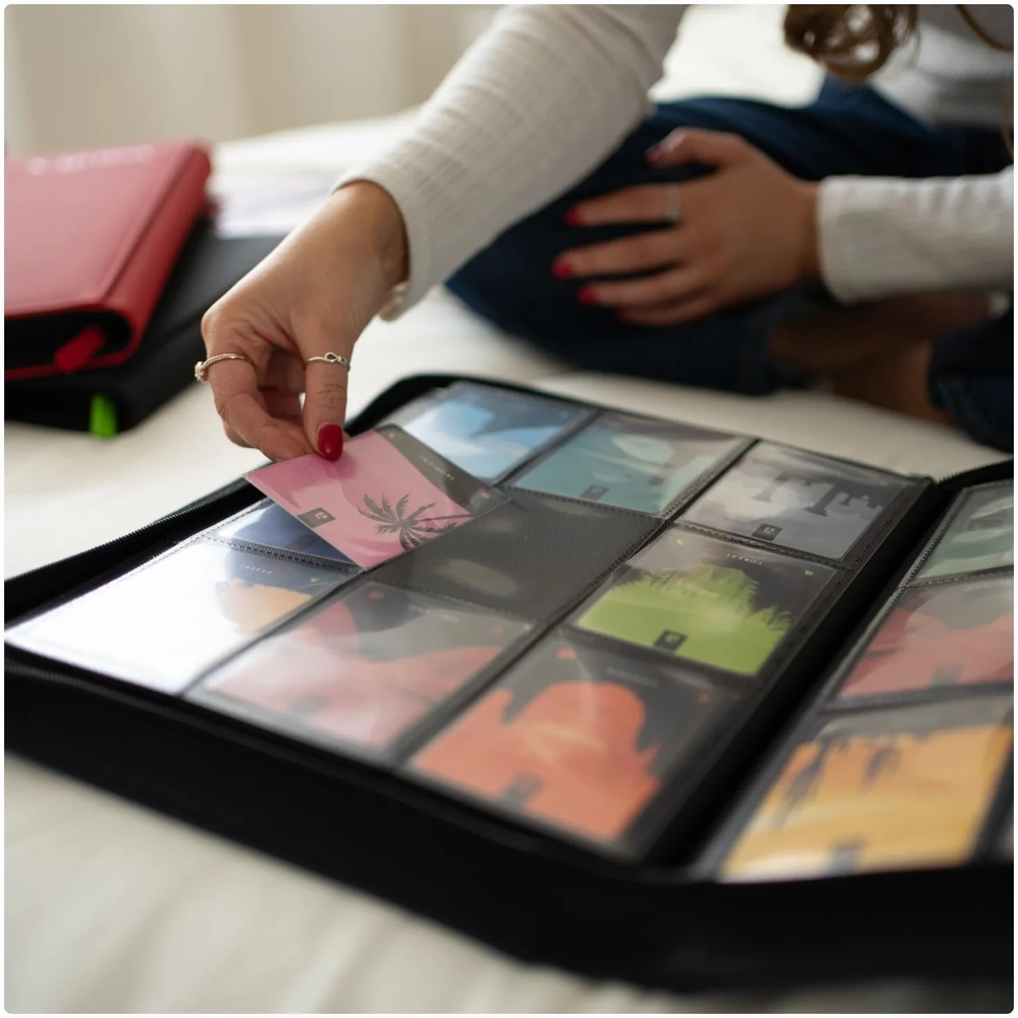 Vault X Raccoglitore per Carte da Collezione a 9 Tasche con Cerniera, 360 Carte, Materiale Exo-Tec per Album, 20 Pagine a Caricamento Laterale, TCG (Nero)