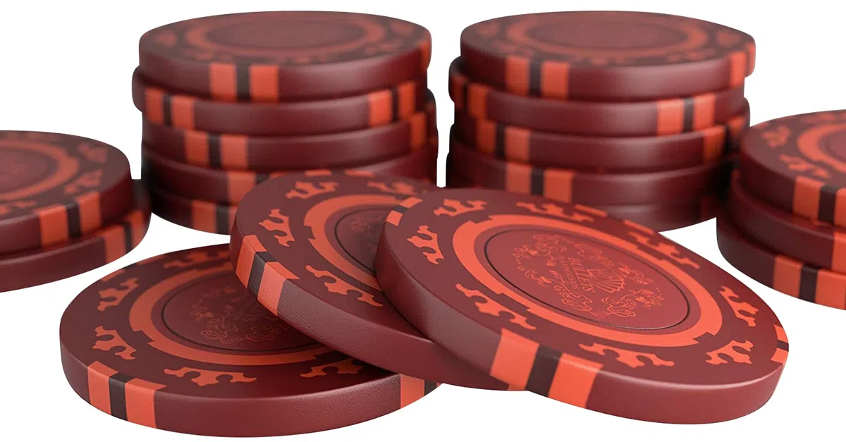 Bullets Playing Cards - Valigetta da poker Corrado – Set da poker con 300 chip da poker Clay senza valori – con pulsante di dealer in ceramica, confezione doppia di carte da poker
