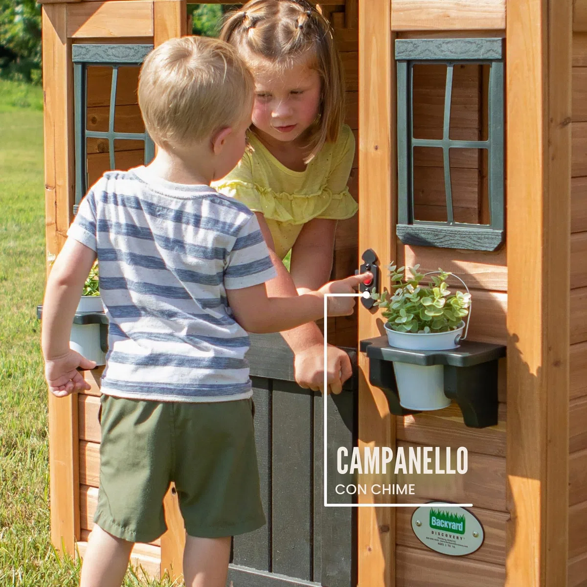 Backyard Discovery Casetta giocattolo Sweetwater in legno per bambini all'aperto con finestre marrone e nero