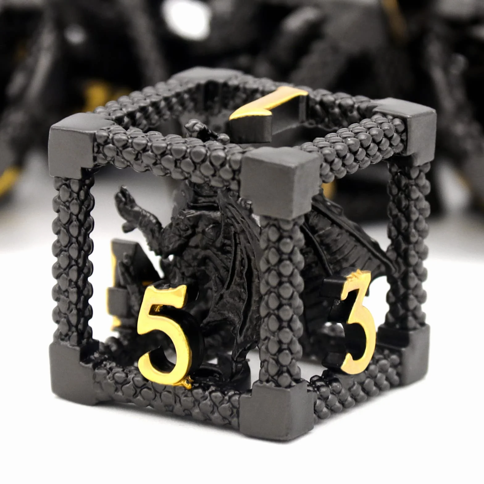 Set di Dadi Poliedrici in Metallo HNCCESG – 7 Pezzi per Giochi di Ruolo e da Tavolo (Design 3D Drago Cavo, Nero)