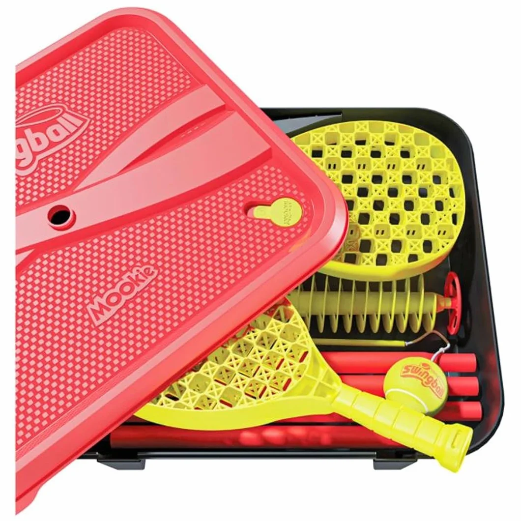 Swingball Classic all Surface, Rosso e Giallo, attività all'aperto, Tutte Le superfici di Base, Vera Palla da Tennis e 2 Pipistrelli, Adatto a Tutti i 6 Anni in su