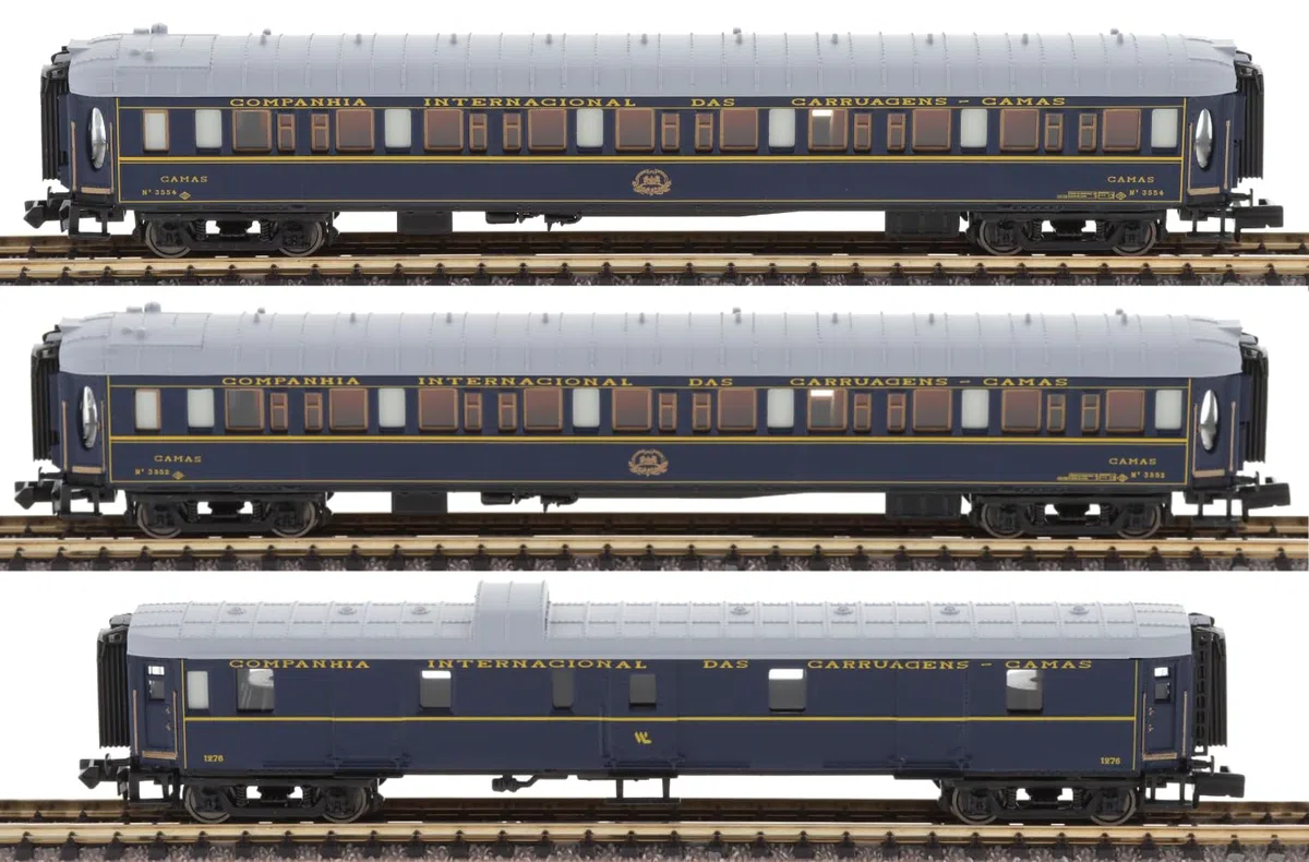 RENFE, set di 3 unità CIWL "Castellano Expreso", vagone per trasporto bagagli + 2 carrozze letto Lx, epoca IV