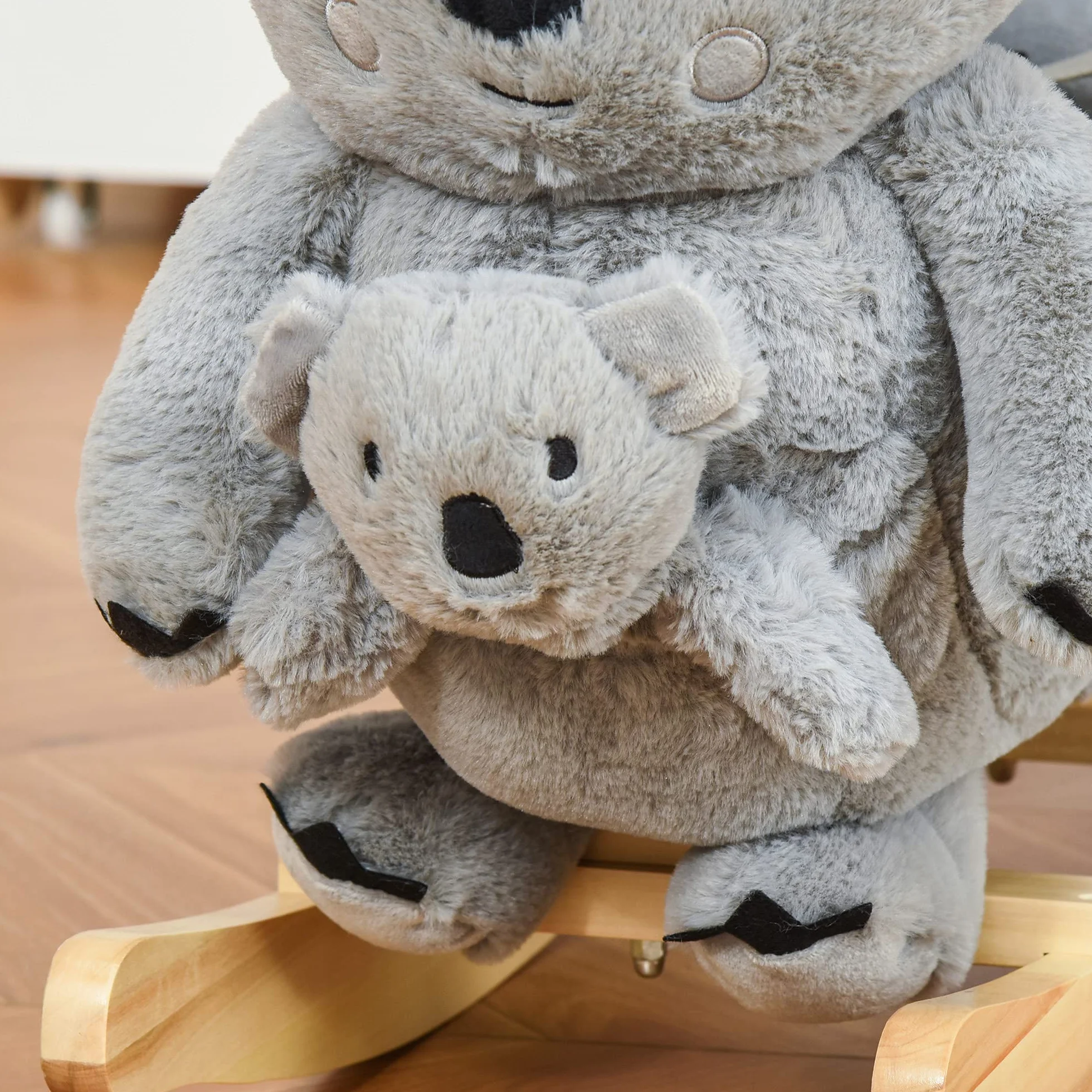 HOMCOM Cavallo a Dondolo Koala in Peluche Imbottita con Suoni, Cintura di sicurezza e Base in Legno, 60x33x50cm, Grigio