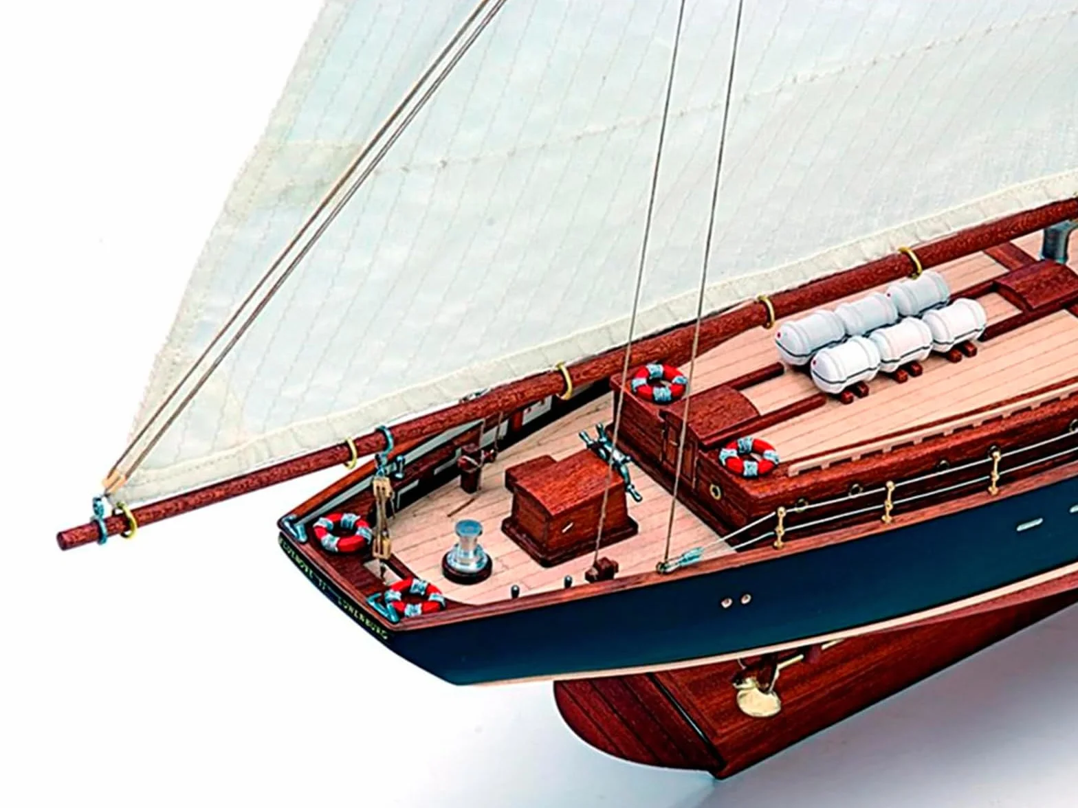 Artesanía Latina 22453 - Modellino di Nave in Legno - Goletta da Pesca e Corsa Canadese, Bluenose II - Modello 22453, Scala 1:75 - Kit di Modellismo da Costruire - Livello Medio