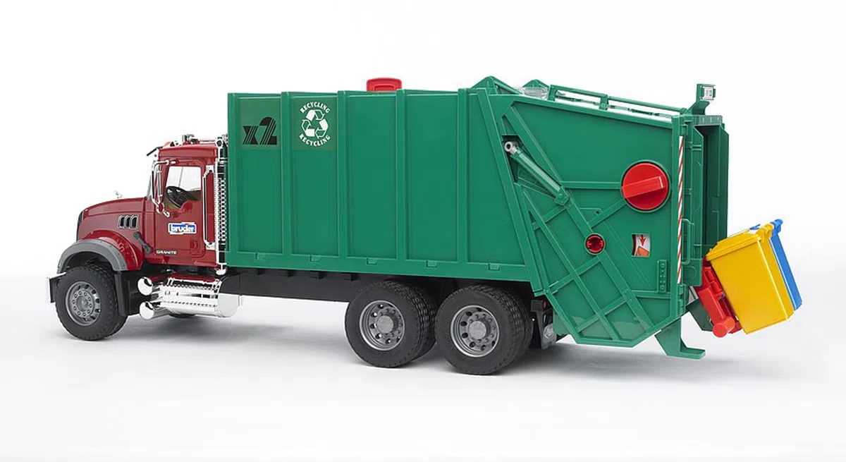 bruder 02812 - MACK Granite camion della spazzatura, raccolta rifiuti, camion della spazzatura, giocattolo