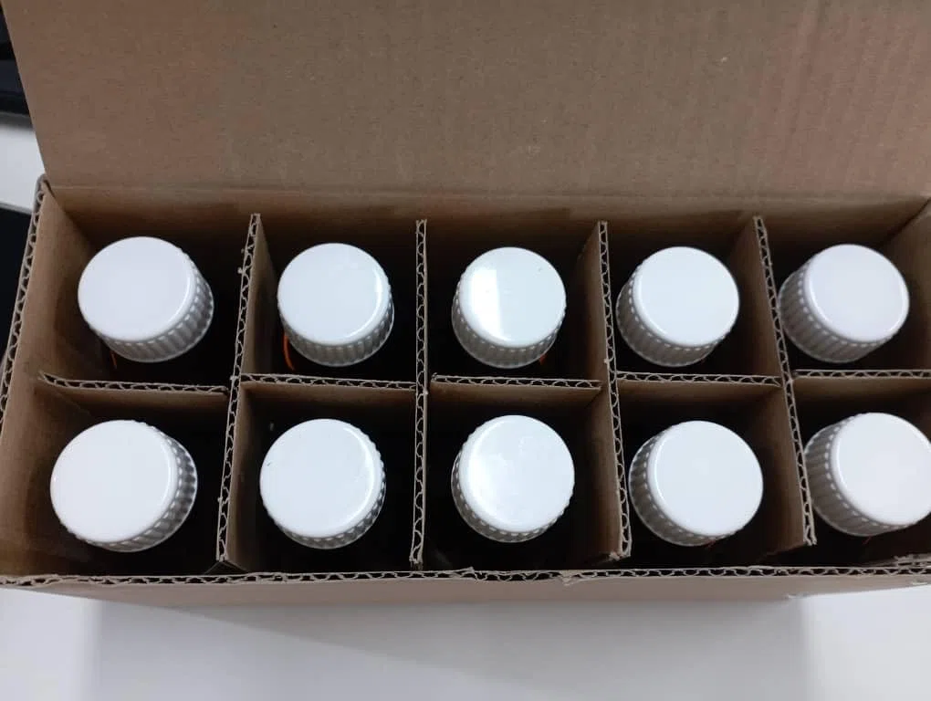 RMY - Olio IMMERSIONE per Microscopio 100 ML - Compatibile con tutte le marche e i tipi di microscopi - Olio universale di alta qualità