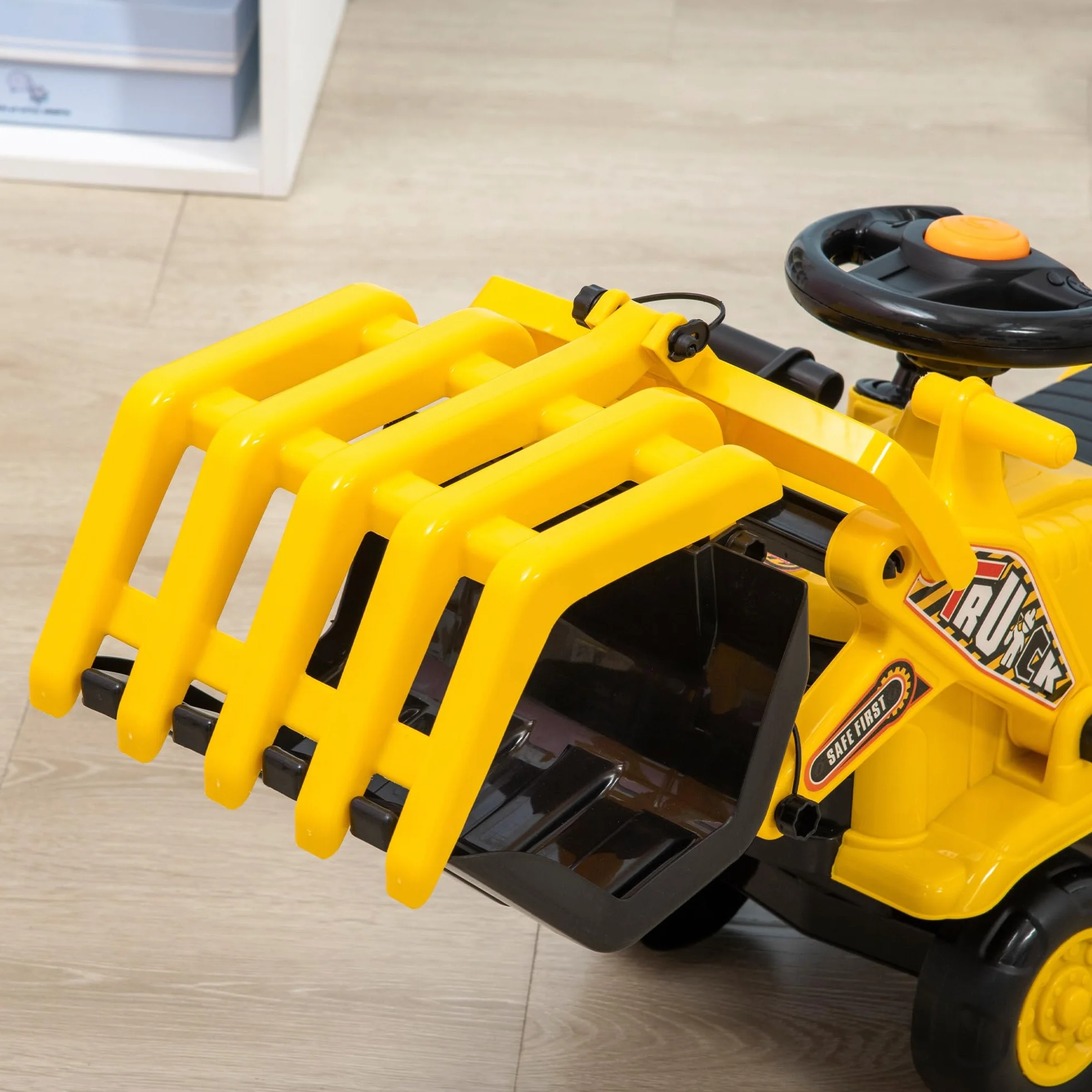 HOMCOM Escavatore per Bambini 2-4 Anni Manuale con Pinza, Pulsante per Suoni e Spazio Portaoggetti Nascosto, in PP e ABS, 83x27x39 cm, Giallo e Nero