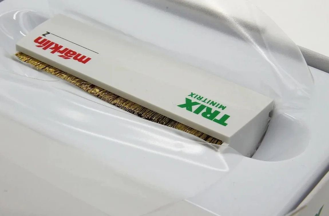 Scala N e Z 1:160 1:220 detergente per locomotive DC ogni marca e set di cacciaviti precisione 11 unità (66623-minitrix-set11)