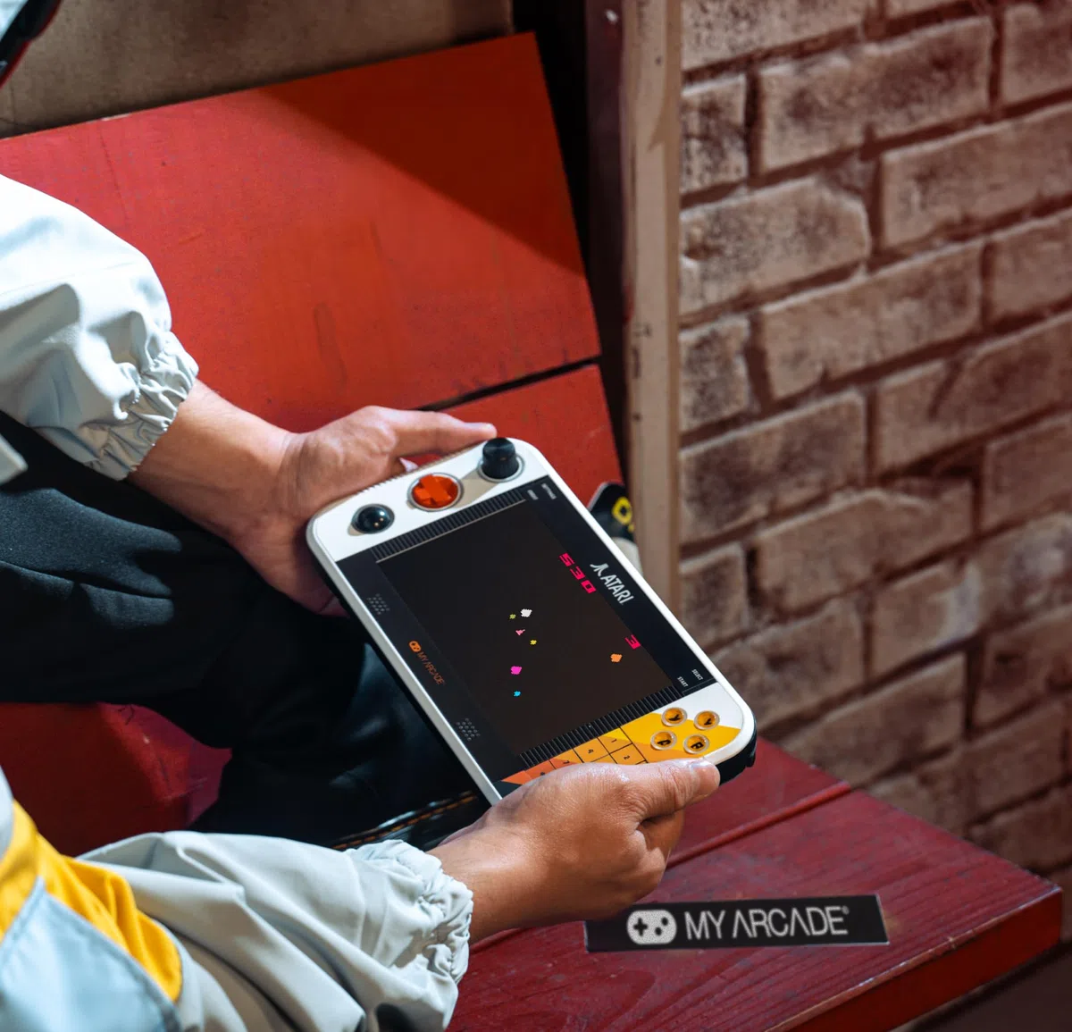 My Arcade Atari Gamestation Go Console Portatile 7 Pollici 200+ Giochi Retro WiFi Ricaricabile