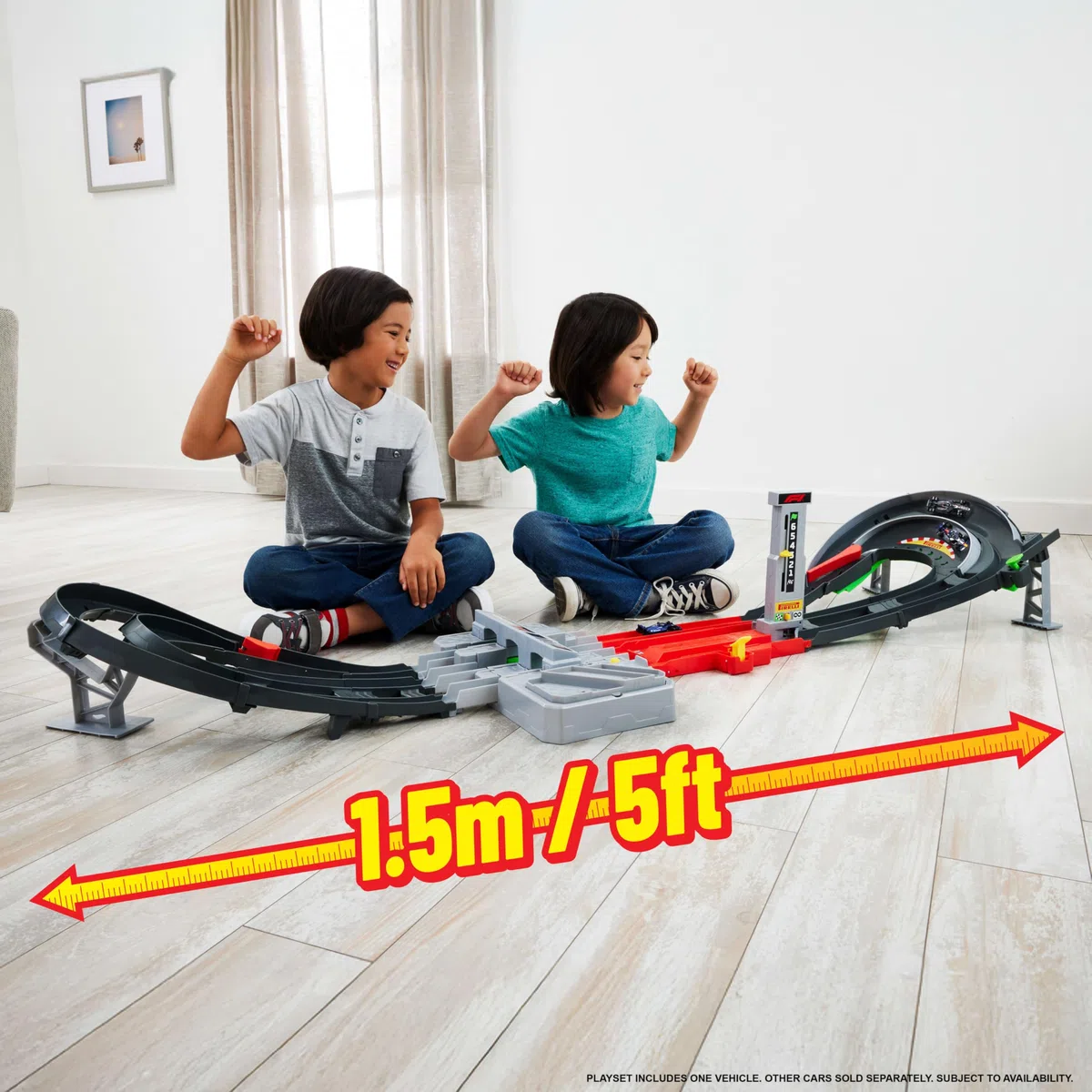 Hot Wheels Racing Circuito Grand Prix set pista con booster motorizzato 3 veicoli Formula 1 scala 1:64