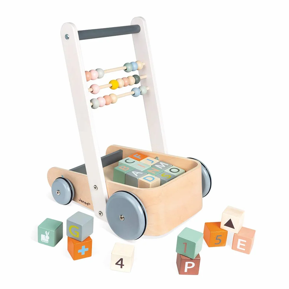 Janod - Carrello ABC Sweet Cocoon - Carrello Primi Passi Didattico in Legno a Spinta - con 20 Cubi Lettere Alfabeto, Numeri e Forme + 3 Stecche Pallottoliere - Vernice Ad Acqua - da 1 Anno, J04408