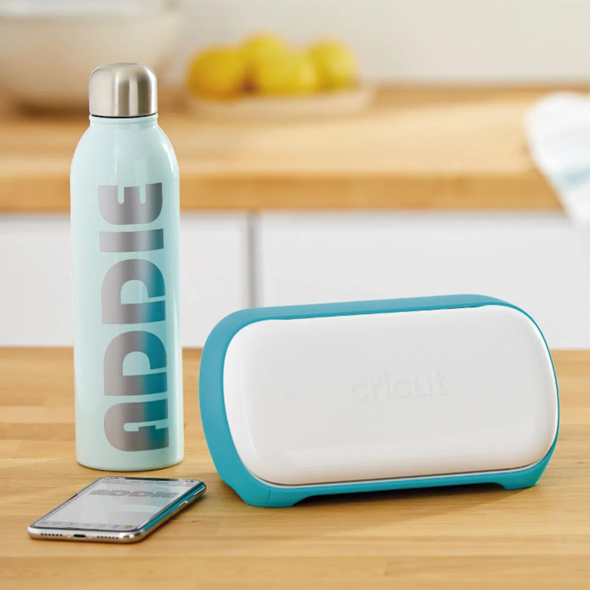 Cricut Joy Gift Bundle: Macchina per Taglio a Forma di Cricut, Black, Plastica, per Carta da Taglio