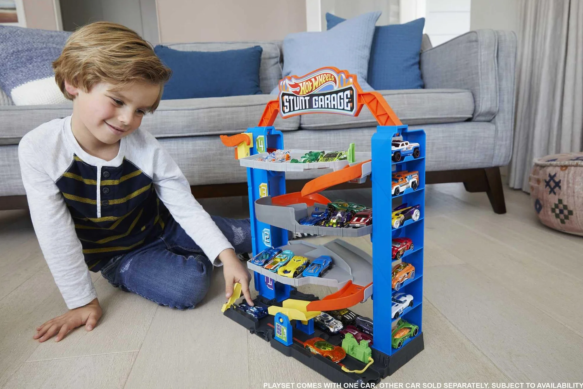 Hot Wheels GNL70 Stunt Garage Play Set