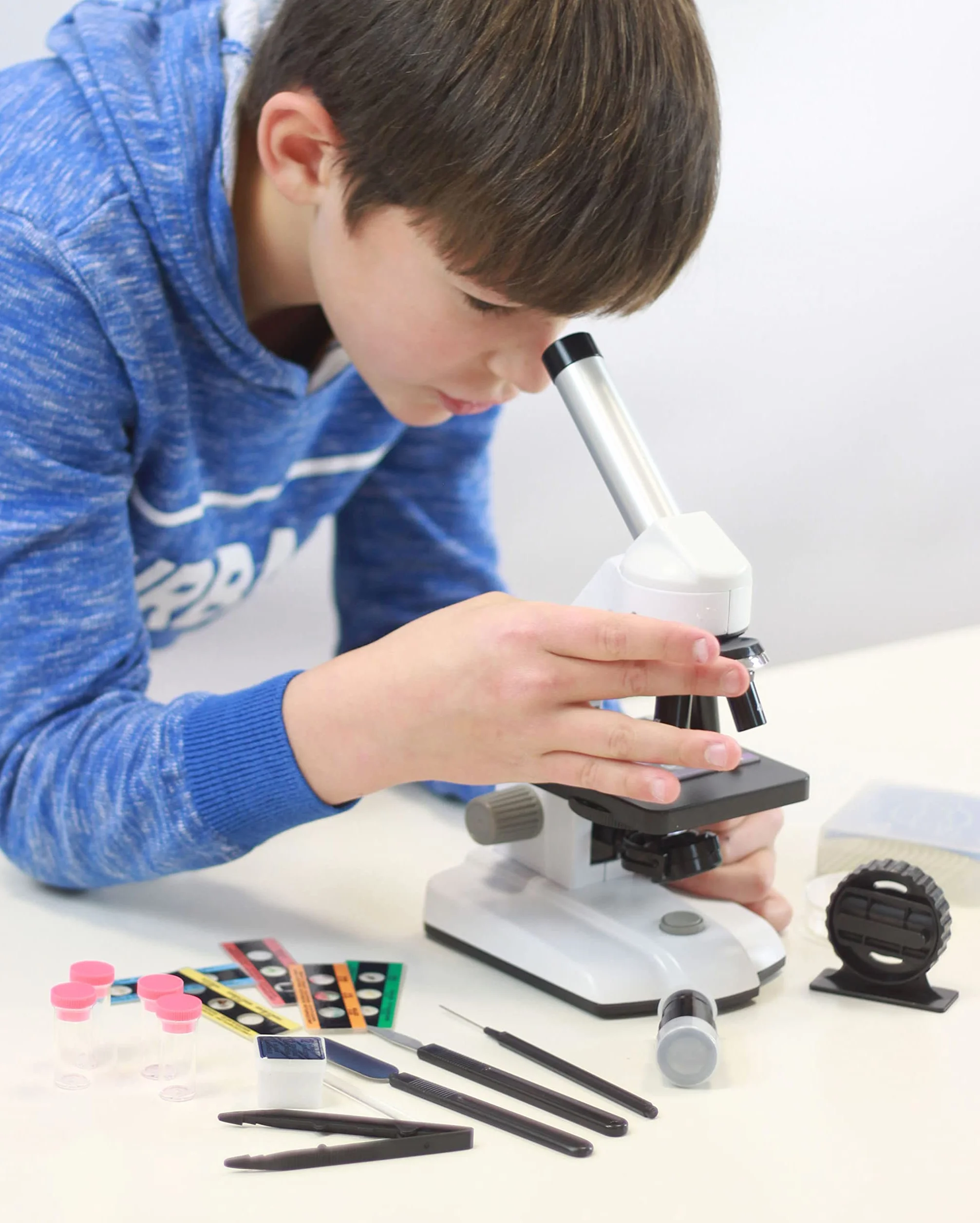 BUKI MR600 - Microscopio 50 esperimenti, 3 zoom : X 100 – X 250 – X 1000 HD