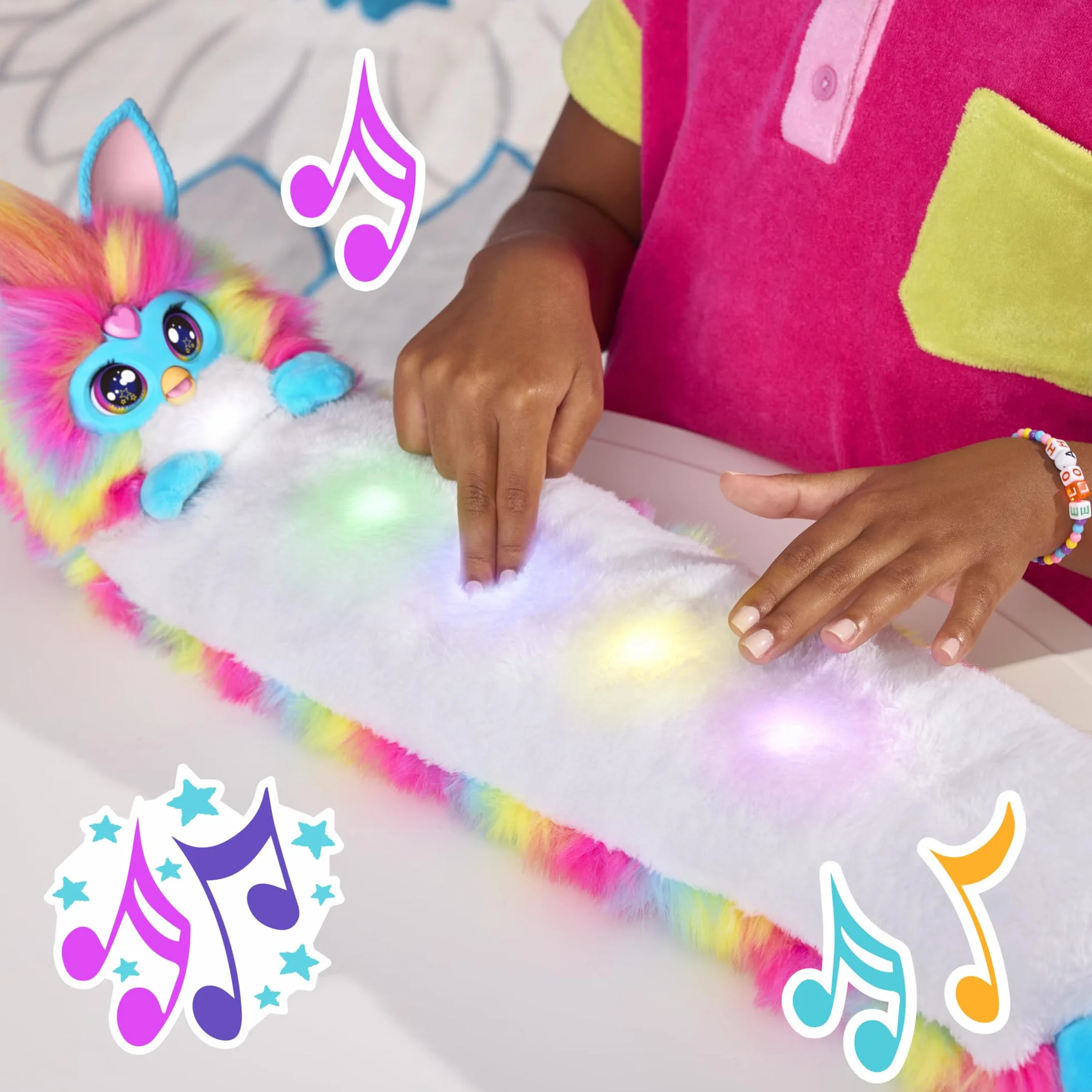Peluche interattivo DJ Furby, musica e luci, 5 modalità, oltre 1.000 combo, parla inglese e furbish, 6+