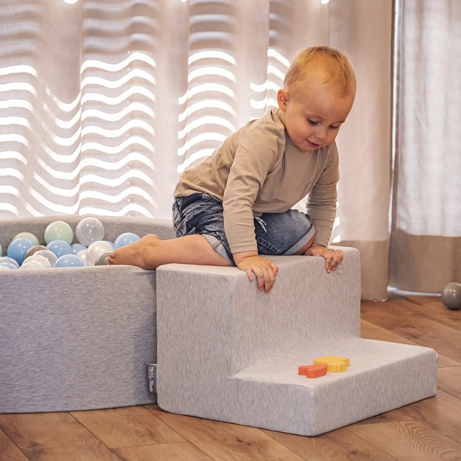 KiddyMoon Area di Gioco in Schiuma con Tondo Piscina di Palline (200 Palline) per Bambini, Grigioch:Perla/Grigio/Trasparente/Rosa Chiaro