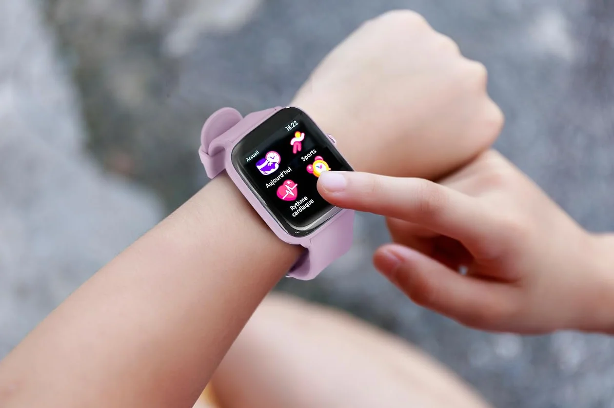 KURIO - Orologio intelligente rosa - Smart Watch per bambini e adolescenti - consigliato da Gulli - a partire dai 6 anni
