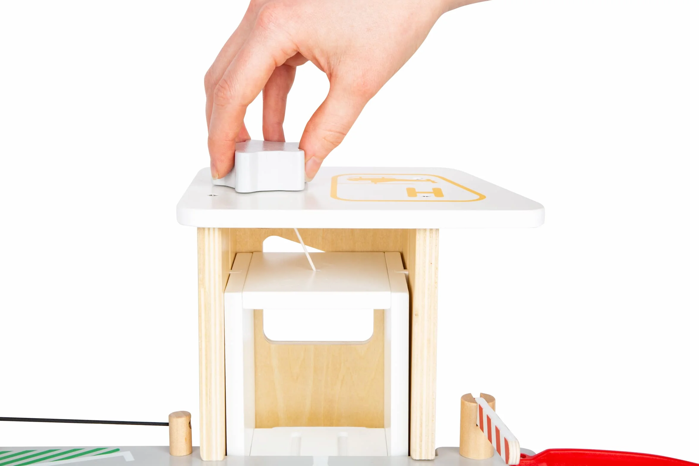 small foot Autosilo Premium, su tre piani con rampa, incl. 2 auto, parcheggio in legno per bambini, 11676
