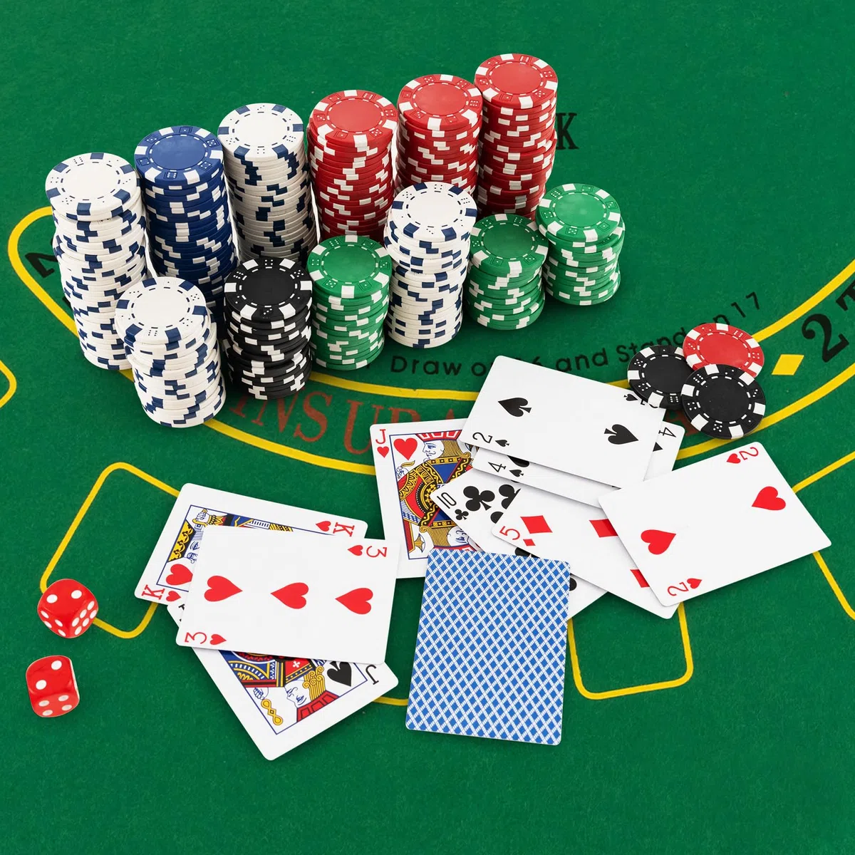COSTWAY Chips Poker Set da Poker di 500 Chips, Inclusi 2 Mazzi di Carte da Poker 5 Dadi 1 Pulsante Dealer Valigetta in Alluminio (Argento)
