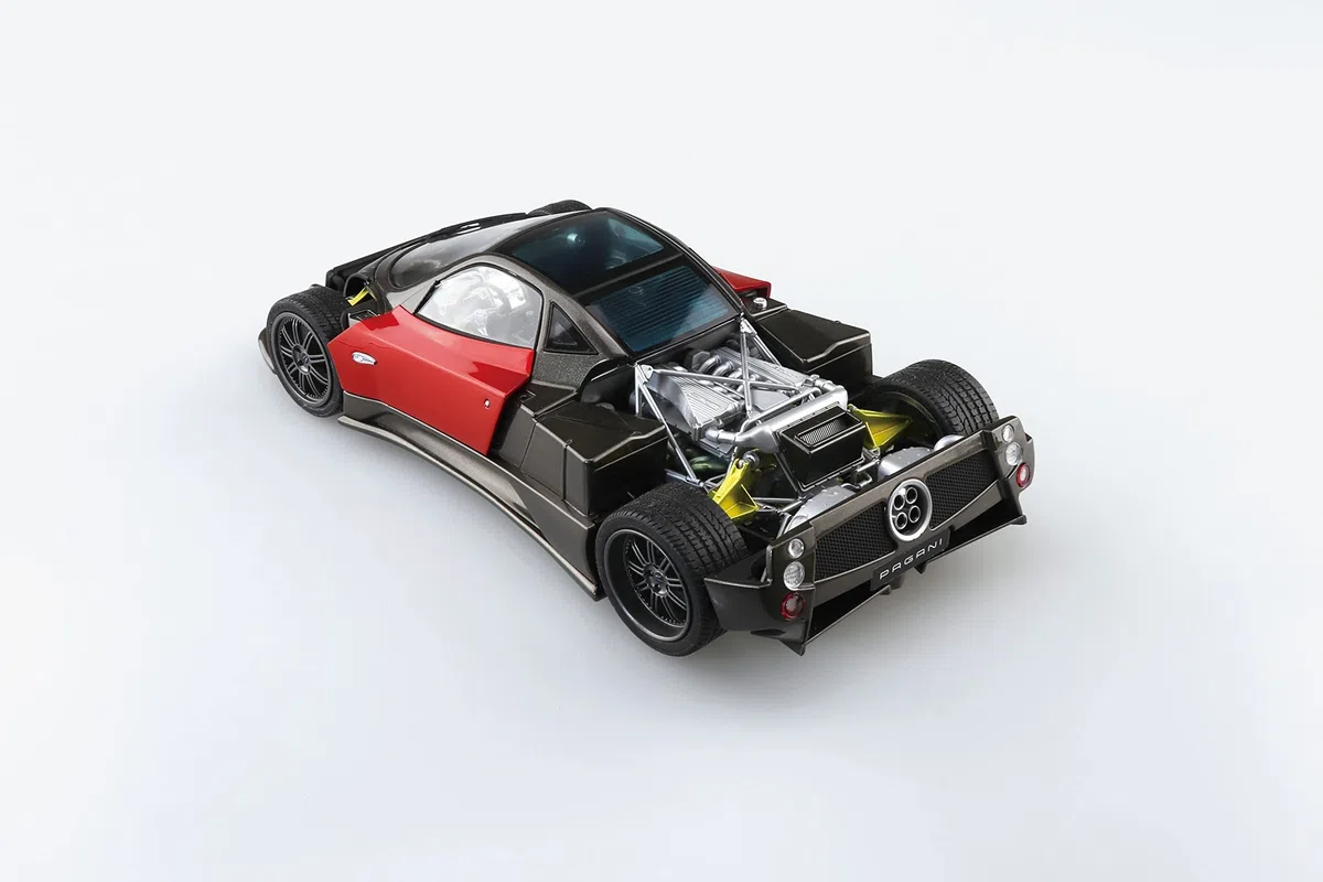 Aoshima - pagani zonda f 2005
