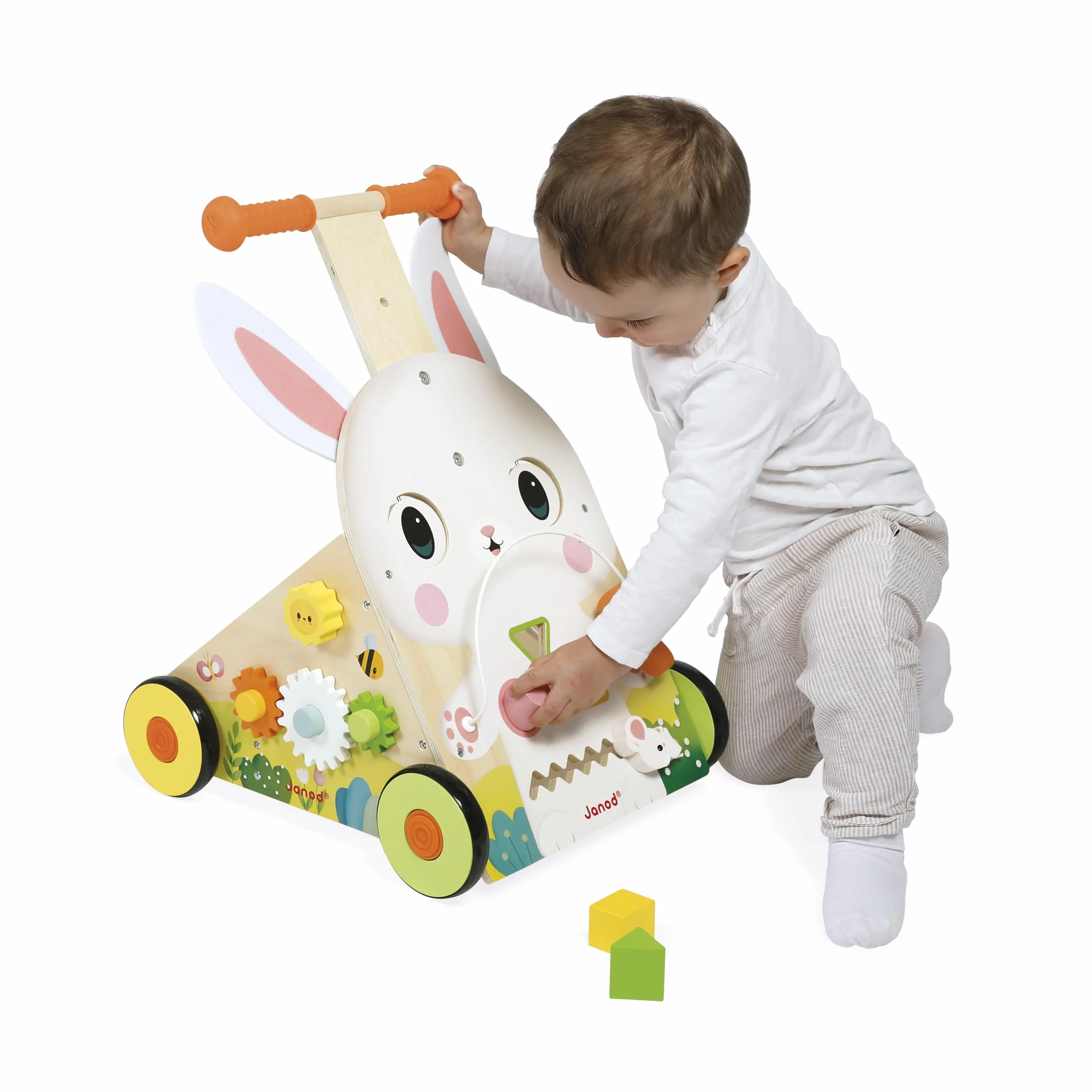 Janod Chariot Multi-Activités Ferme, Carretto di Legno da Spingere, 9 attività, Sistema frenante Brevettato e Ruote silenziose, Giocattolo evolutivo per Bambini, da 12 Mesi, J03326