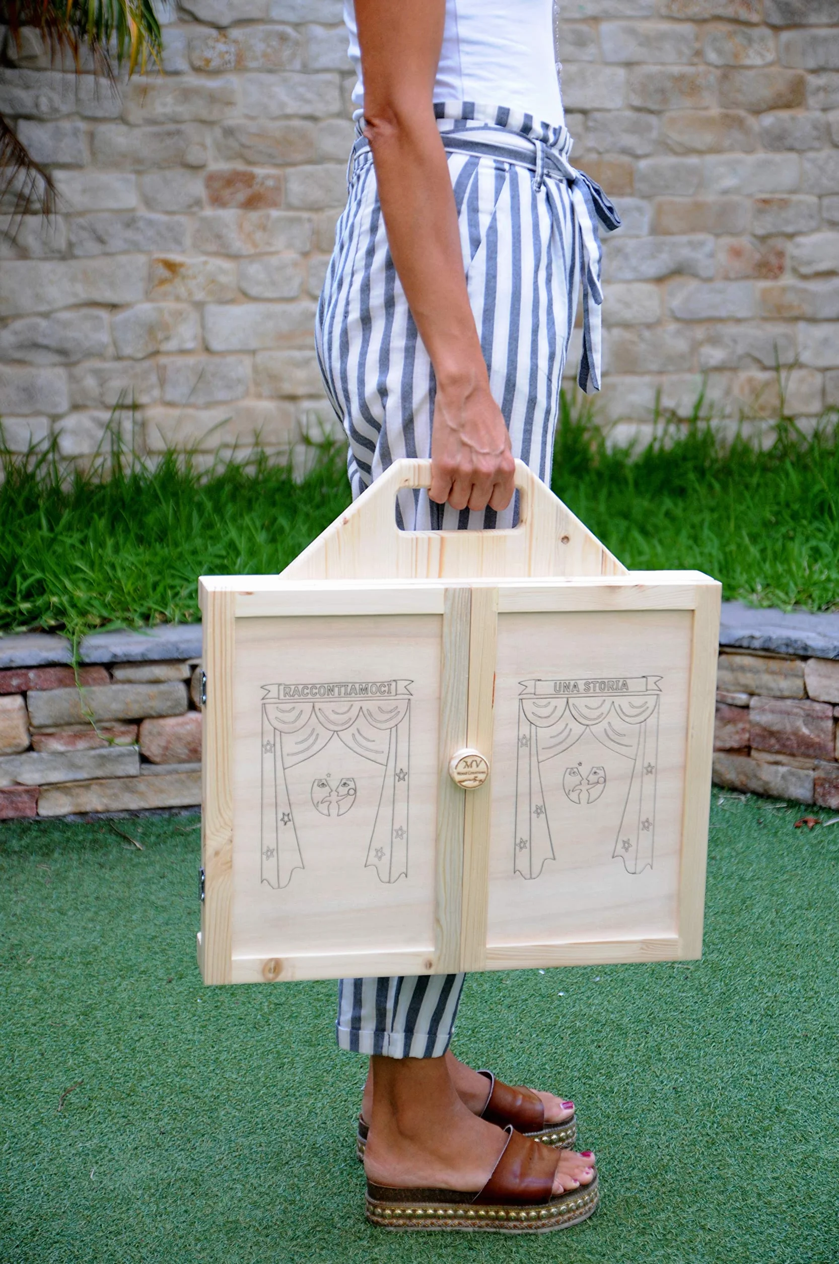 Teatrino in Legno fatto a Mano. Kamishibai. Gioco portatile per Bambini con Teatro Giapponese delle Ombre per Marionette. Japanese Paper Theater Handmade.