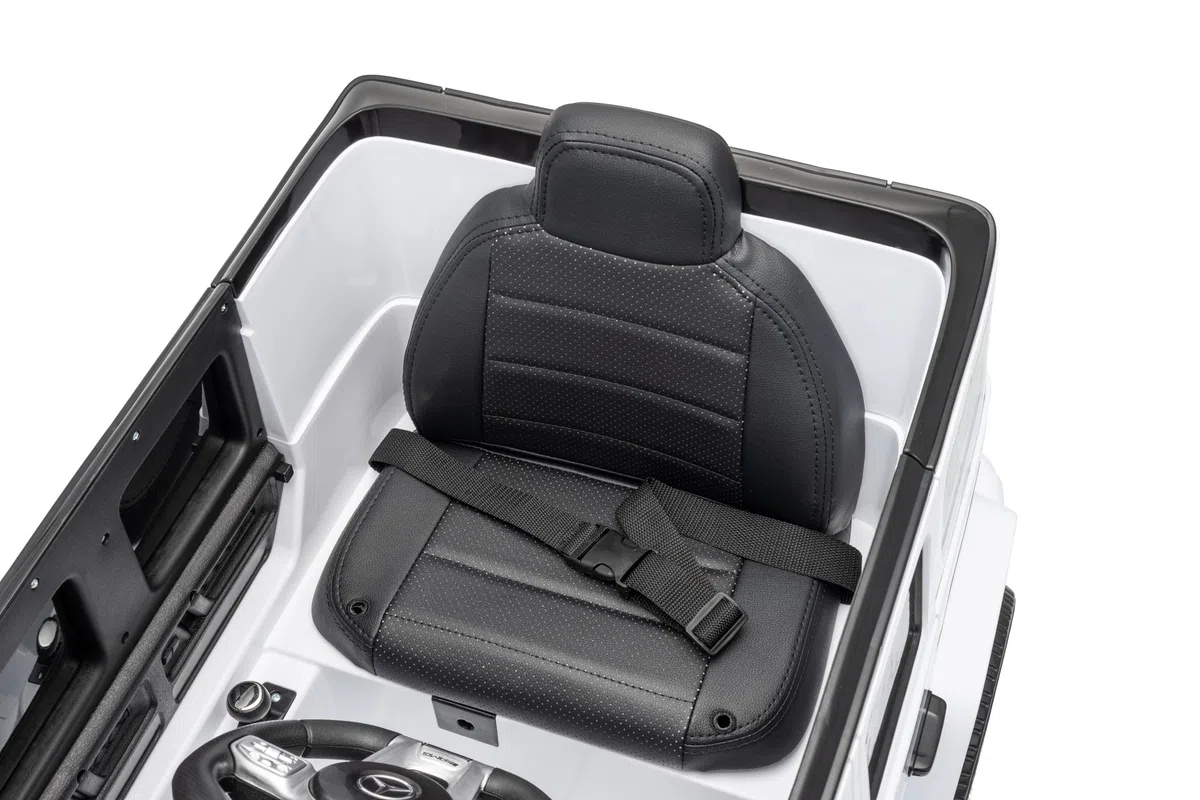 FINOOS Mercedes G63 AMG auto elettrica per bambini con telecomando, sedile in pelle, nero