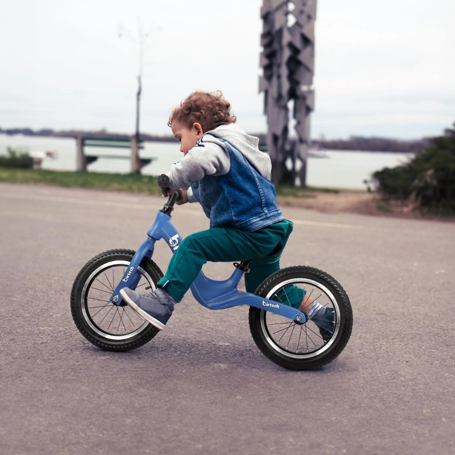 H.yeed Bicicletta da corsa per bambini da 35,6 cm (14 pollici) con pneumatici e telaio in lega di magnesio, leggera, senza pedale, bici da allenamento per bambini 3 4 5 6 anni (blu)