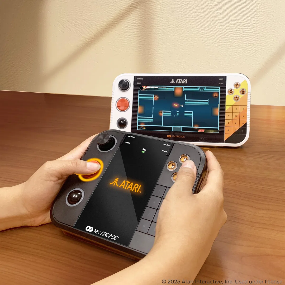 My Arcade Atari Gamestation Go Console Portatile 7 Pollici 200+ Giochi Retro WiFi Ricaricabile