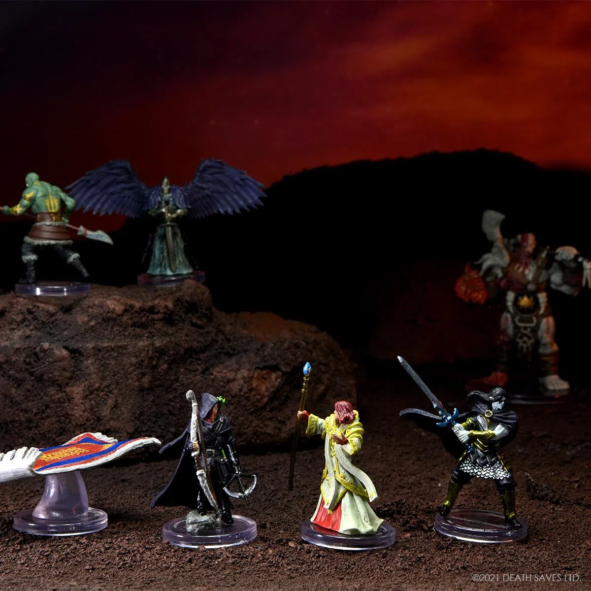 WizKids Death Saves: War of Dragons - Set di 2-8 miniature predipinte, Dungeons & Dragons
