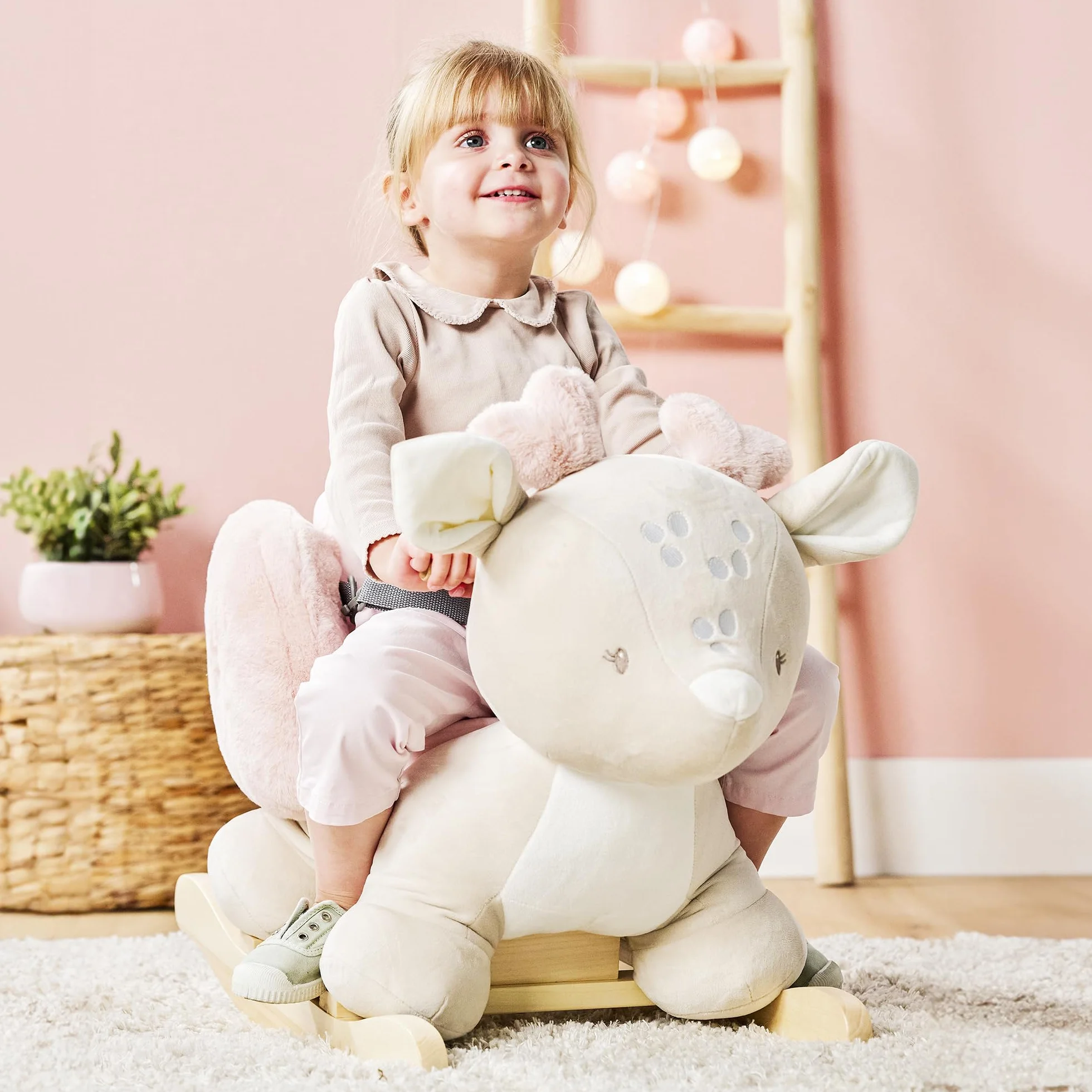 Nattou Animale a Dondolo, Cerbiatto, Cintura di Sicurezza Inclusa, Allegro Dondolio Avanti e Indietro, 100% Poliestere, FanFan, Beige