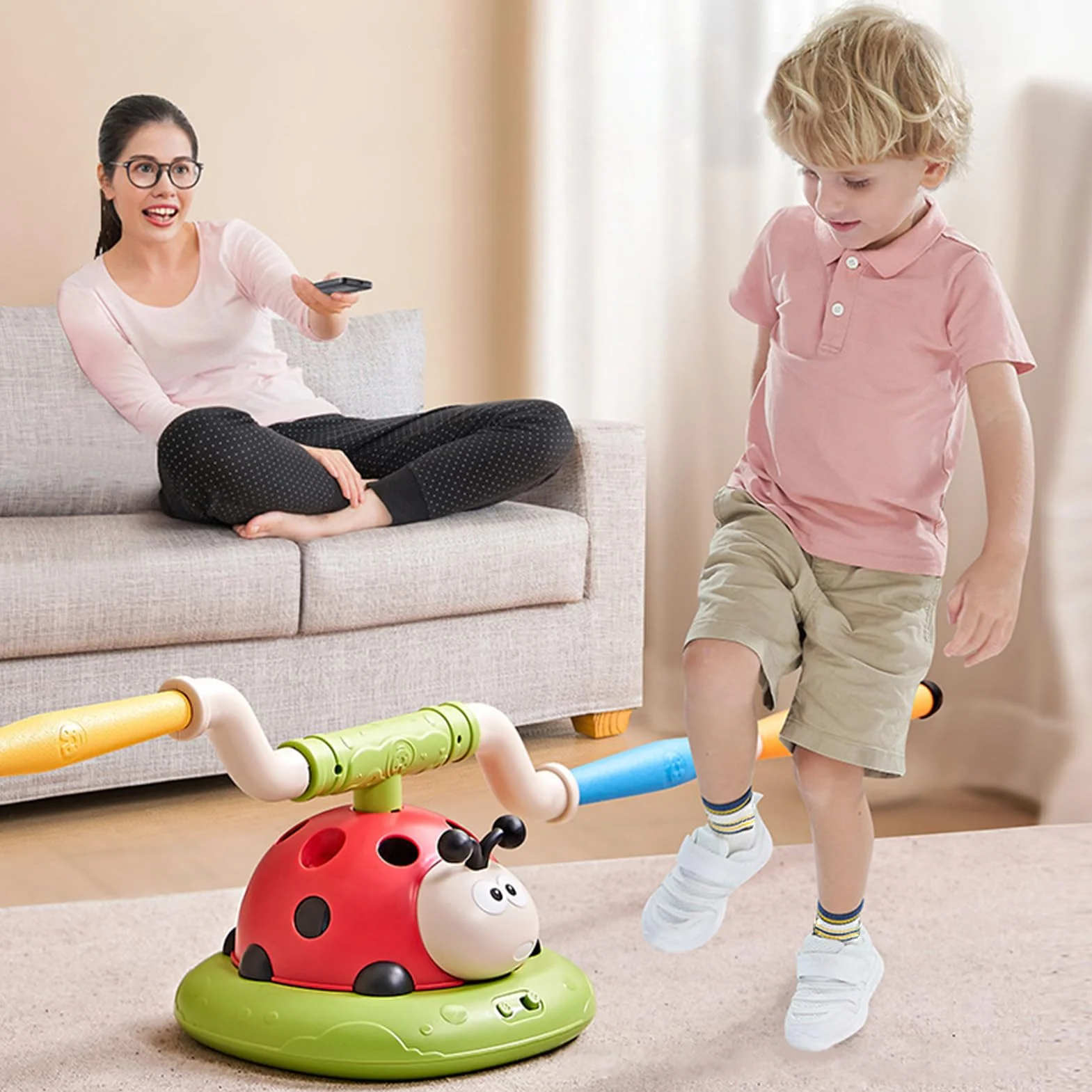 Giocattolo da salto coccinella - Gioco di lancio 'anello per bambini e lanciarazzi interattivo, giocattolo per esercizi di rotazione musicale con telecomando | Cortile Giardino Patio Cortile Casa