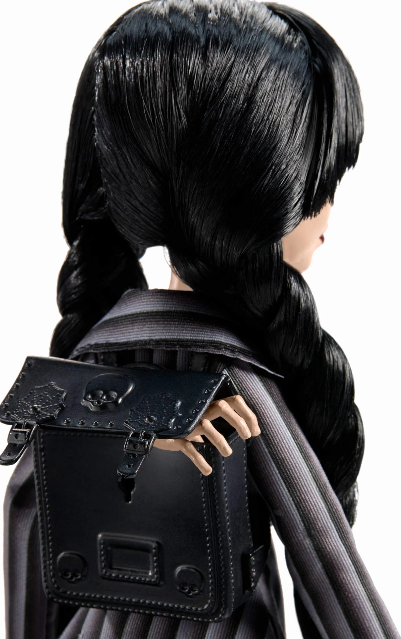 Monster High Mercoledì, bambola e accessori, Mercoledì Addams da collezione in uniforme Nevermore Academy con Mano; zaino e piedistallo per bambola, HXJ04