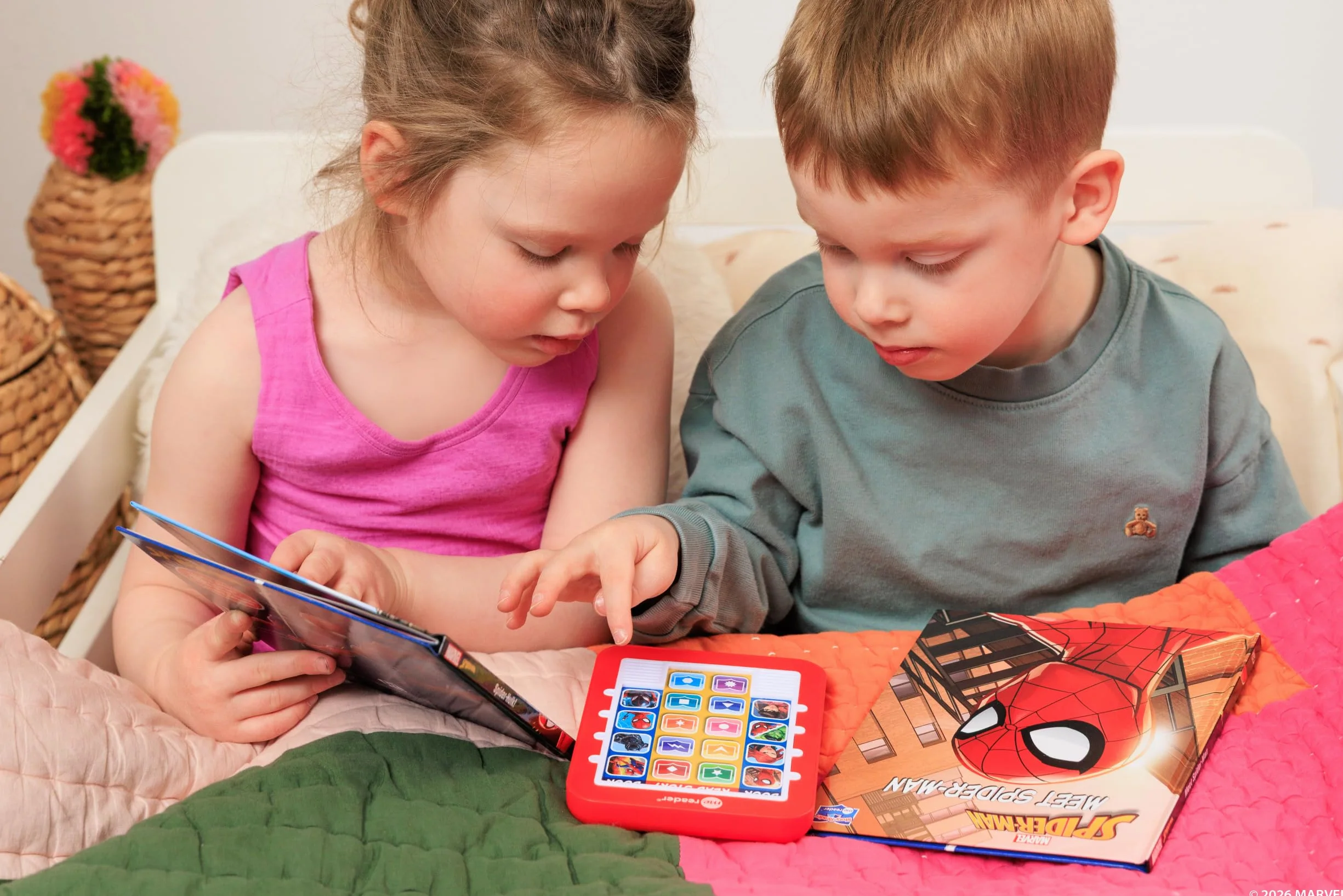 Marvel - Spider-man Me Reader Electronic Reader and 8 Sound Book Library - PI Kids: 1