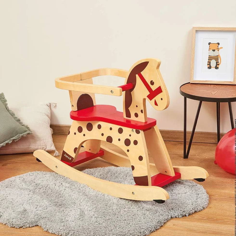 Janod - Cavallo a Dondolo in Legno Caramello - Giocattolo Primo Anno - Apprendimento Equilibrio - A Partire dall'anno, J05984, Marrone e Rosso