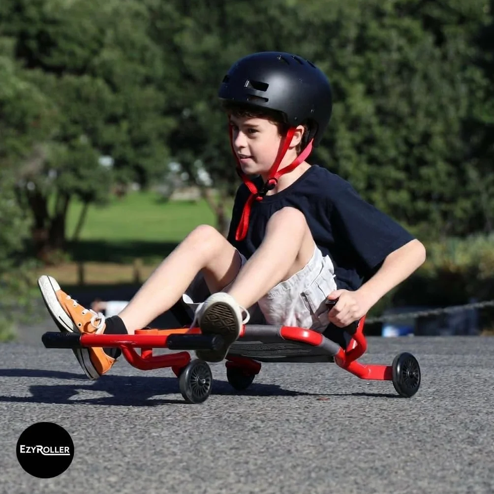 EzyRoller Classic X veicolo per bambini da 4 a 14 anni triciclo trike scooter a tre ruote veicolo divertente a tre ruote (rosso)