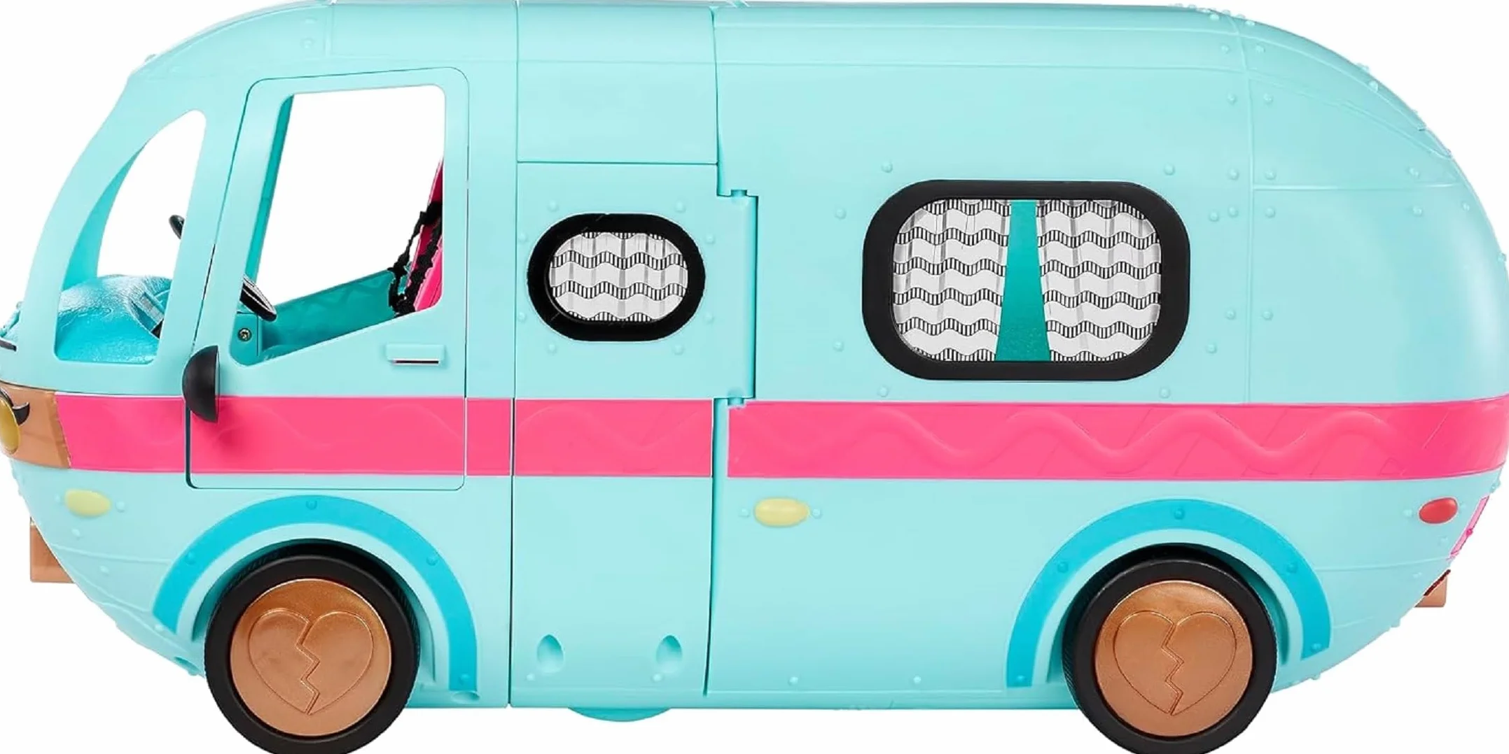 L.O.L. Surprise OMG Glam N' Go Camper Set da gioco con oltre 50 sorprese e gioco a 360°, arredato con piscina, scivolo d'acqua, letti a castello, vanity, barbecue, cabina DJ e altro ancora - Età 4+