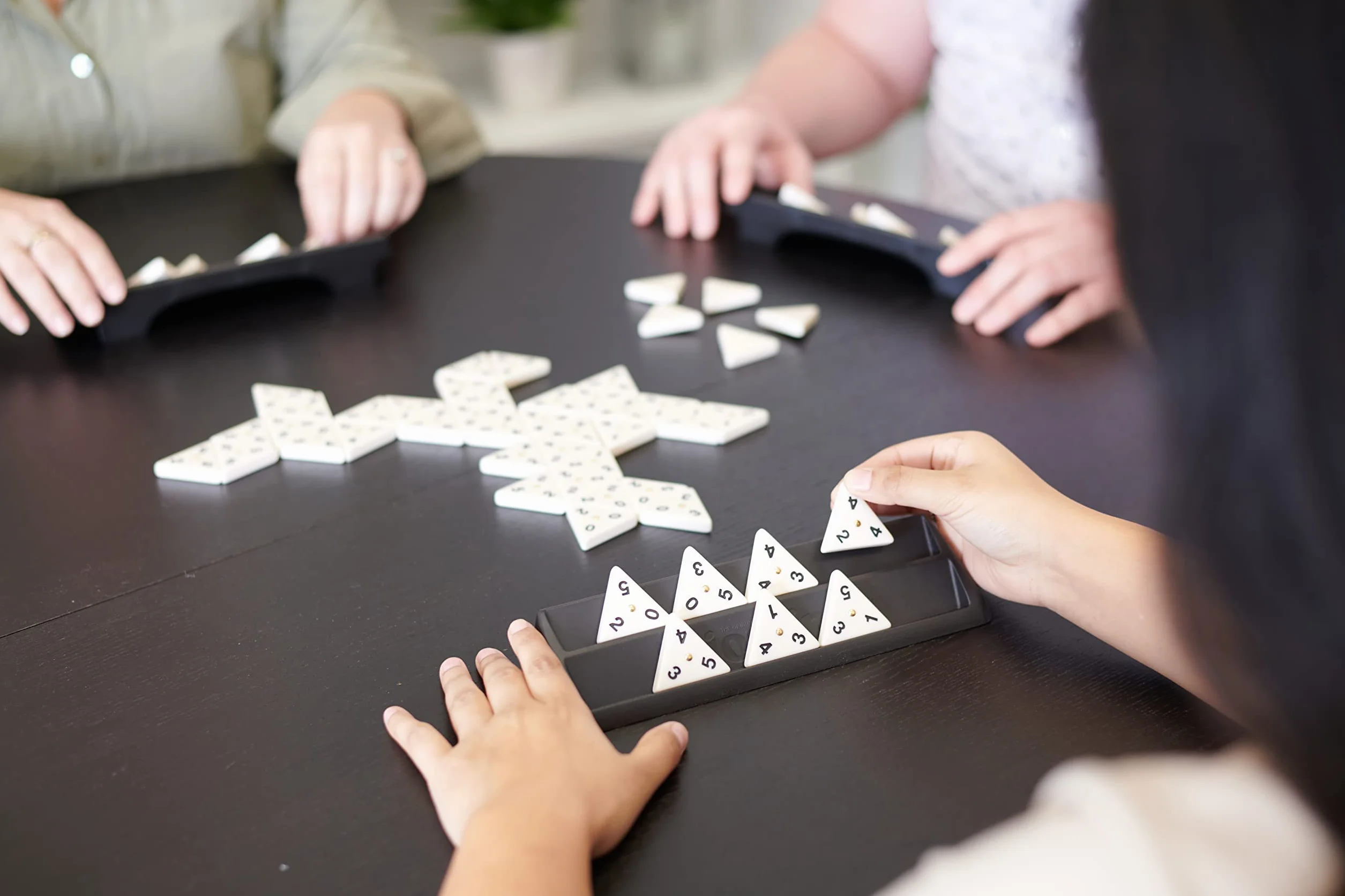 Triominos Deluxe