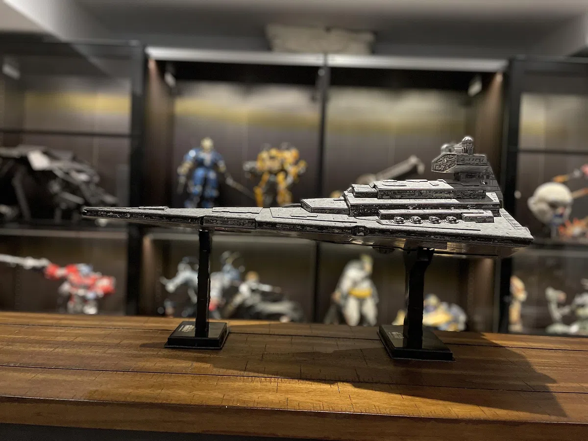 University Games Star Wars Imperial Star Destroyer Model Kit, grigio