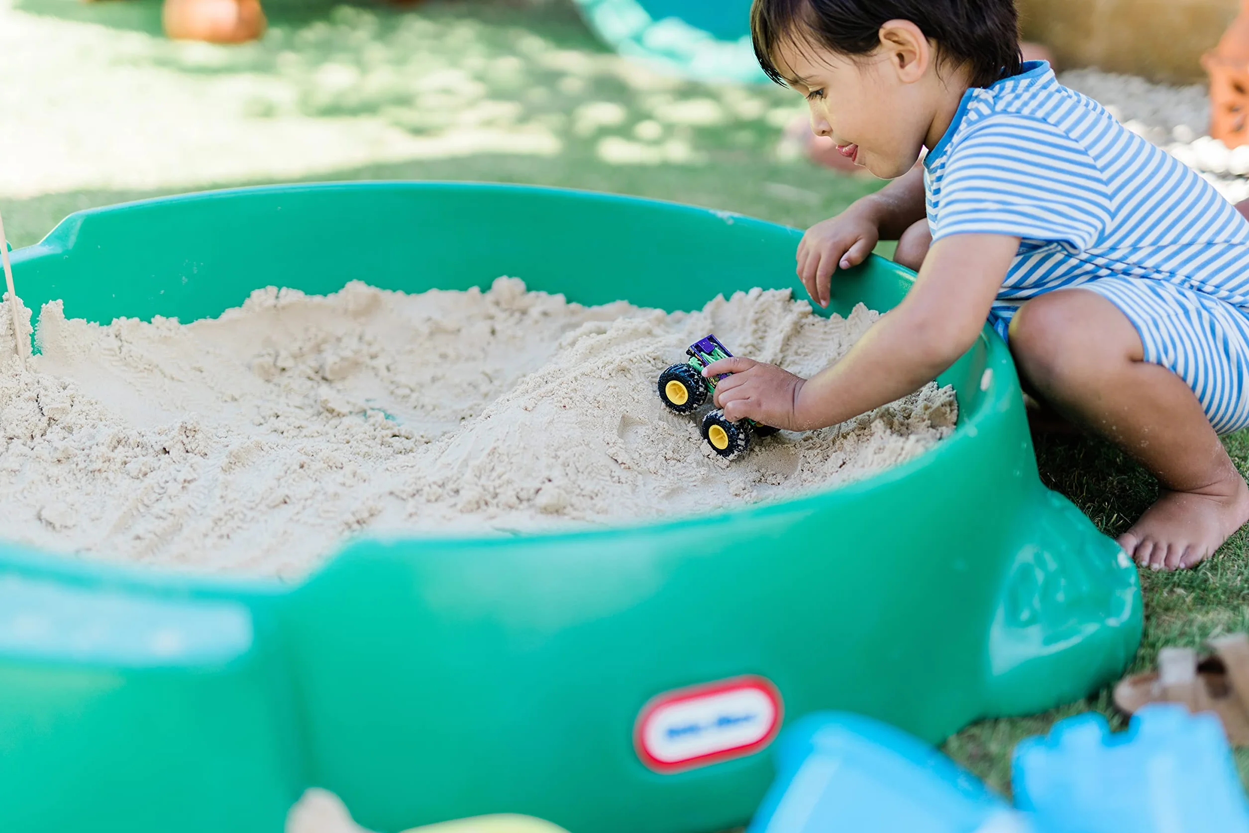 Little Tikes Tartaruga Sabbiera per Giardino, Sicura e Portatile, Funge Anche da Scatola per Immagazzinamento per Esteriori, Stimola la Creatività, Per Bambini dai 12 Mesi