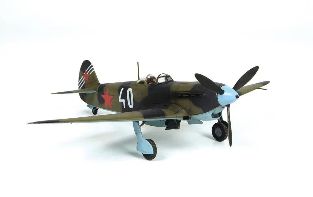 Zvezda 924837-1/48 YAK-7B - Scala 1:48