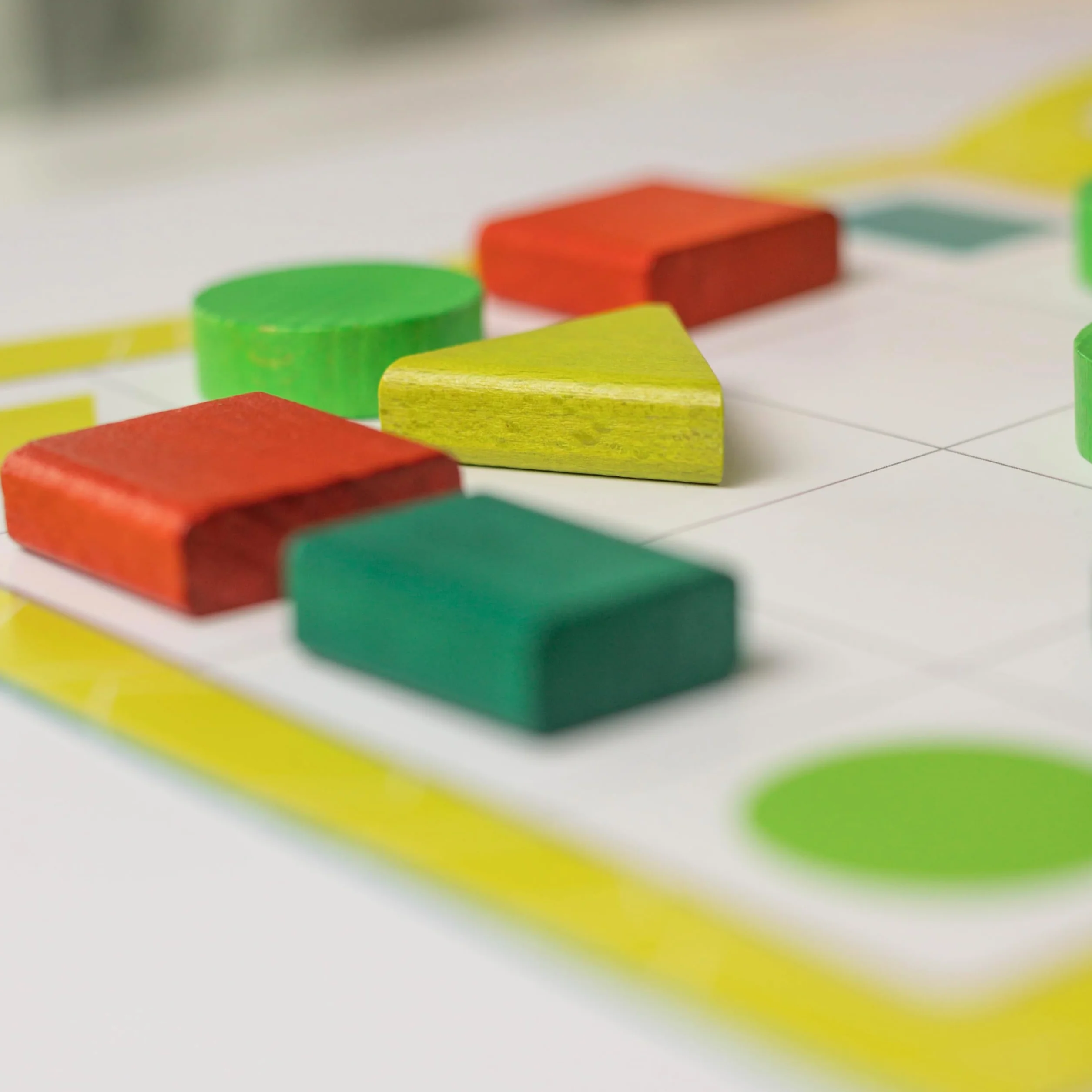 Gioco di logica Sudoku geometrico in legno 16 pezzi 20 compiti educativo