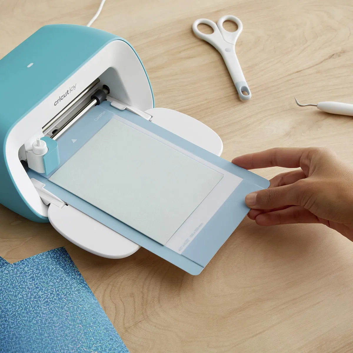 Cricut Joy Gift Bundle: Macchina per Taglio a Forma di Cricut, Black, Plastica, per Carta da Taglio