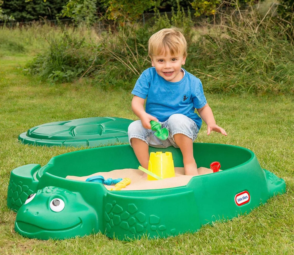 Little Tikes Tartaruga Sabbiera per Giardino, Sicura e Portatile, Funge Anche da Scatola per Immagazzinamento per Esteriori, Stimola la Creatività, Per Bambini dai 12 Mesi